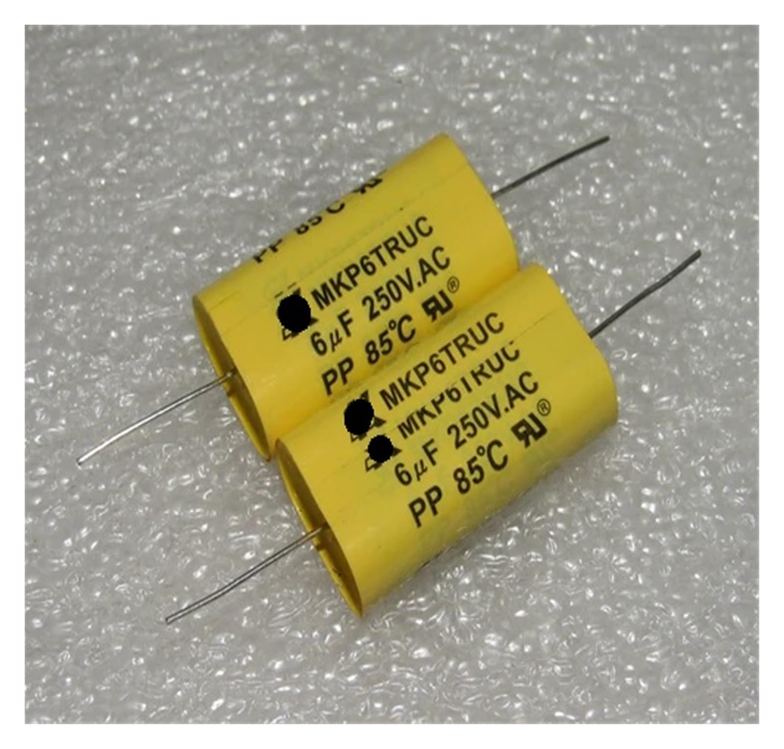 Condensateur à film 2.2uF 250V pour remplacer un composant défectueux