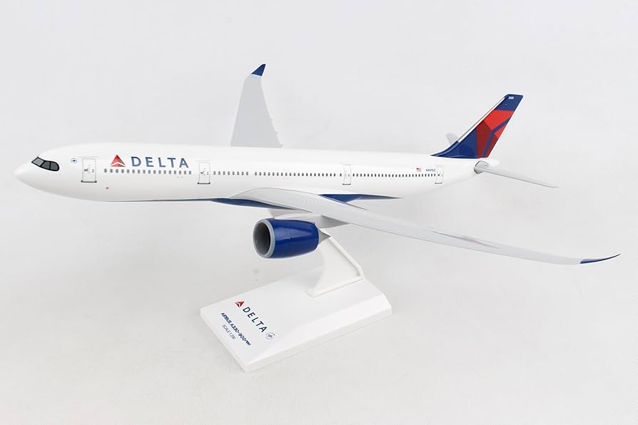 Amazon.com: Daron Skymarks Delta A330-900Neo 1/200 (SKR984