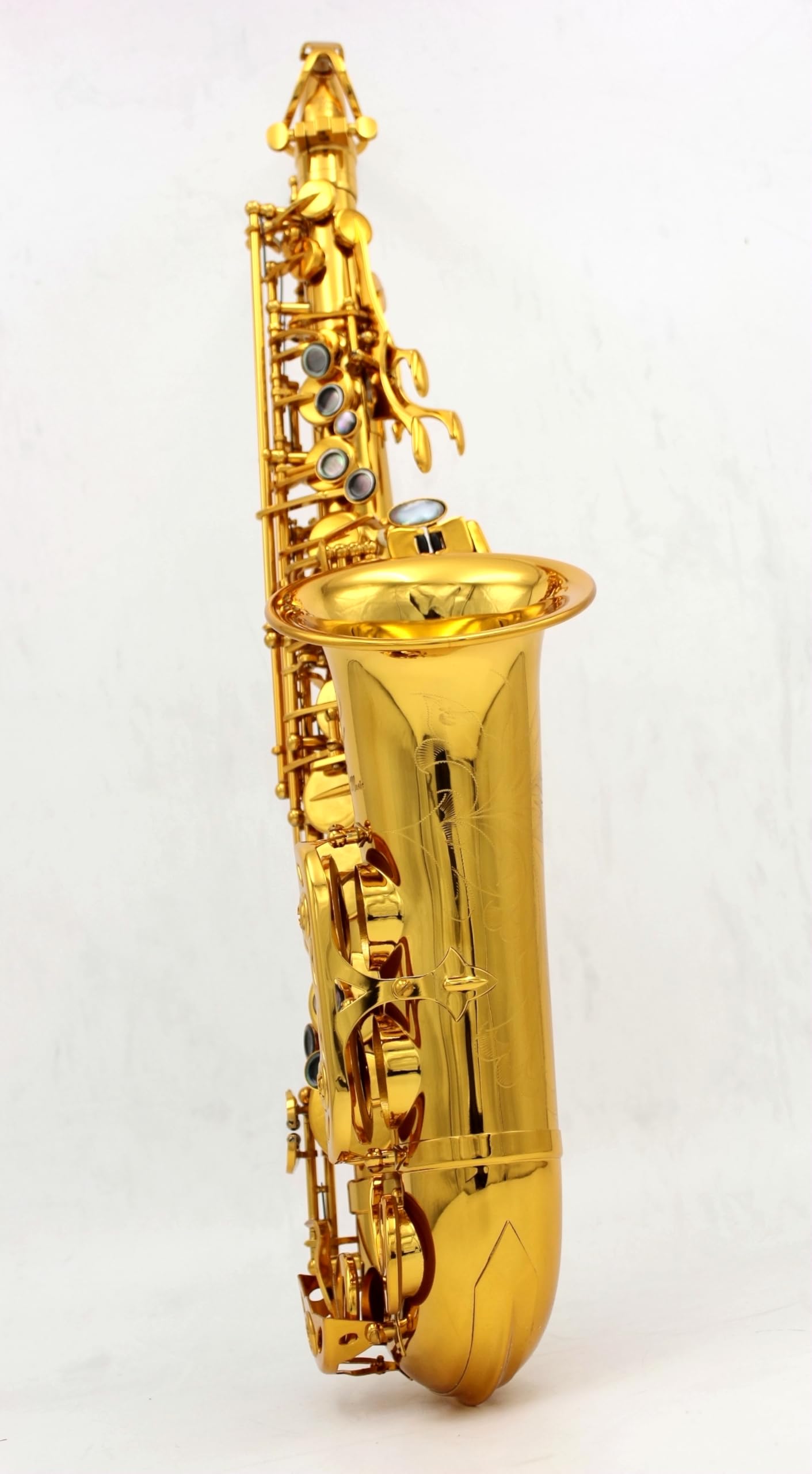 Amazon.com: Eastern music Gold lacquer Reference 54 alto saxophone