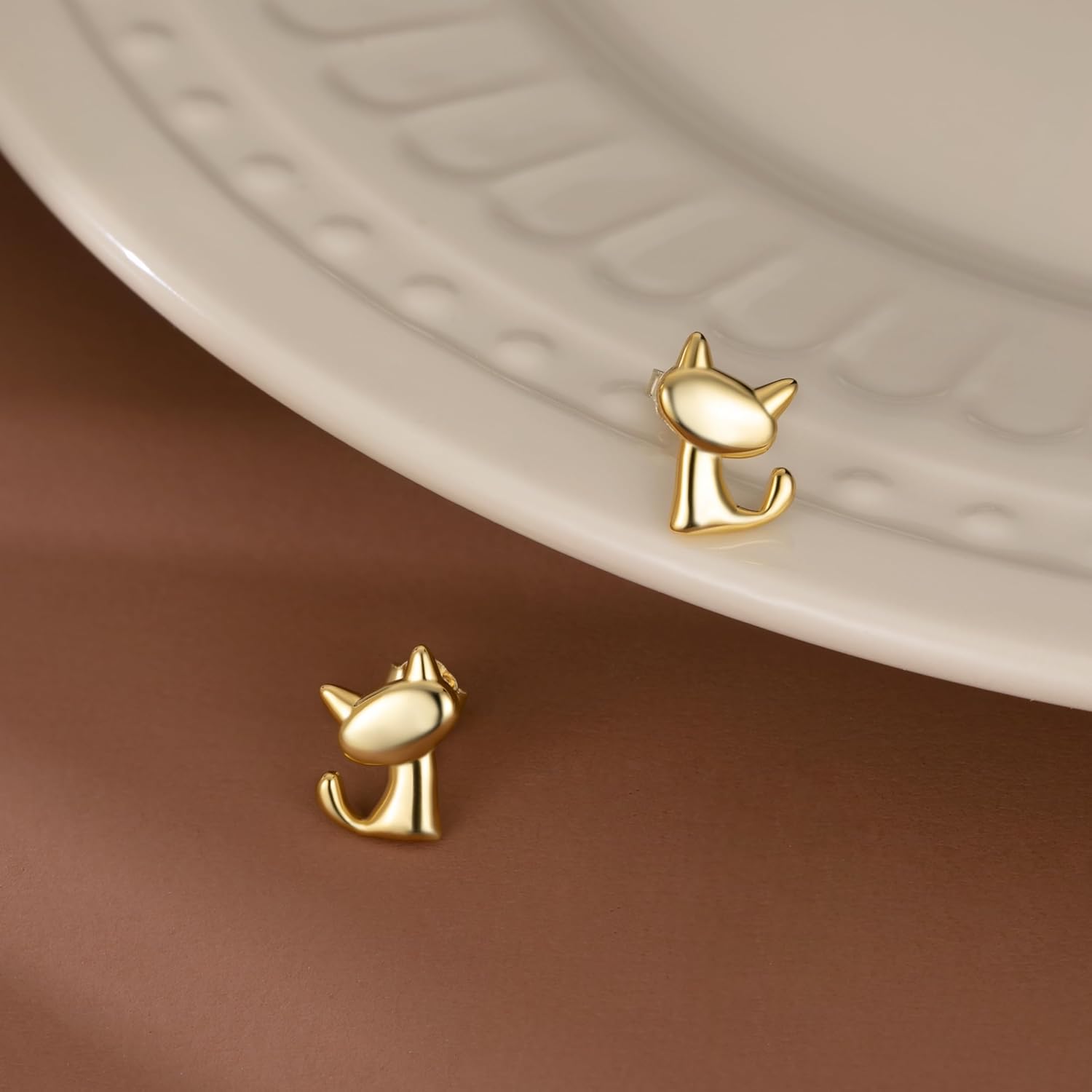 SLUYNZ 925 Sterling Silver Cat Stud Earrings for Women Teen Girls Cute Cat Earrings Studs Animal Earrings Cat Jewelry for Cat Lovers - Image 4