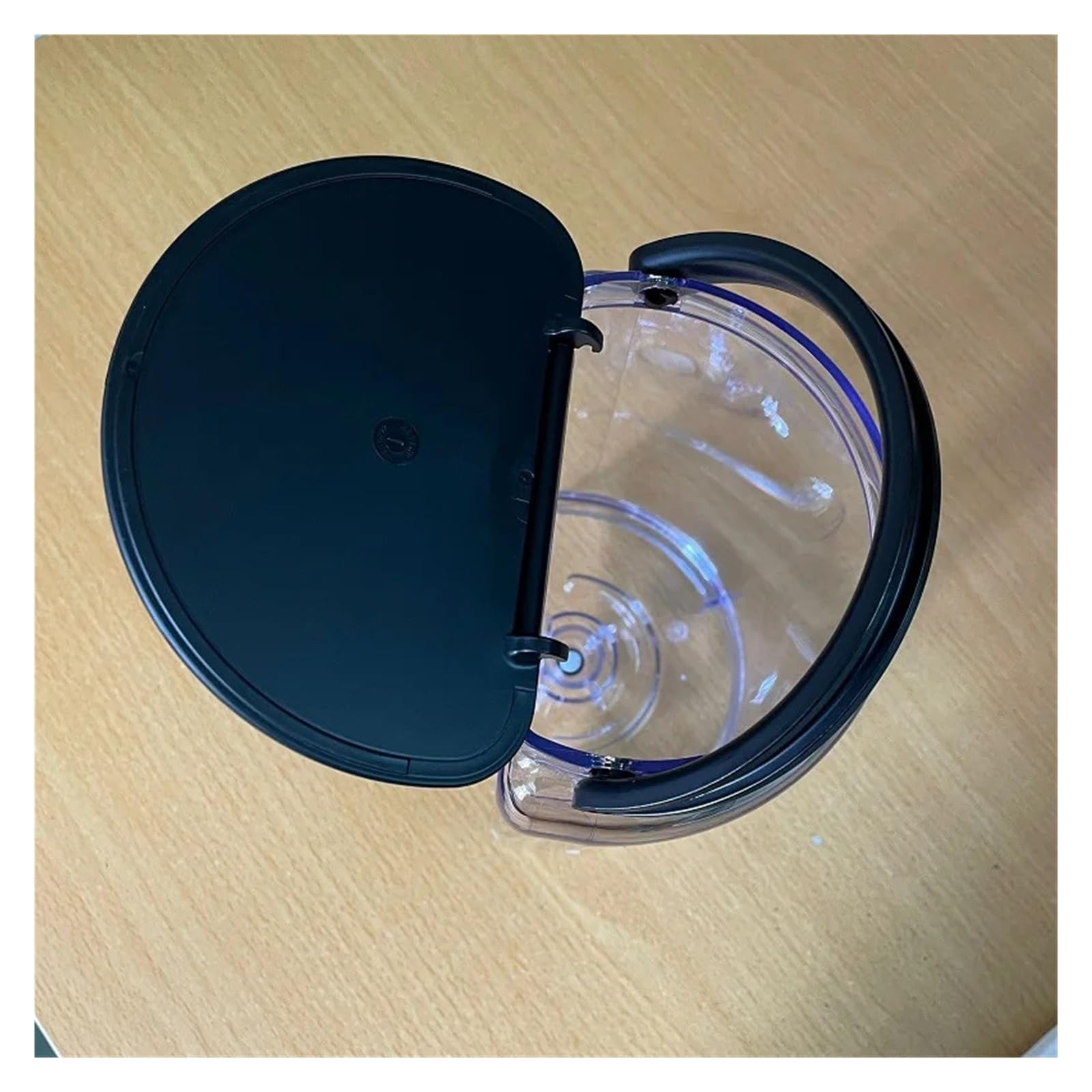 Accesorios for el tanque de agua de la máquina de café de cápsulas Zenius ZN100, compatibles con Nespresso, Nestlé y Zenius ZN100.