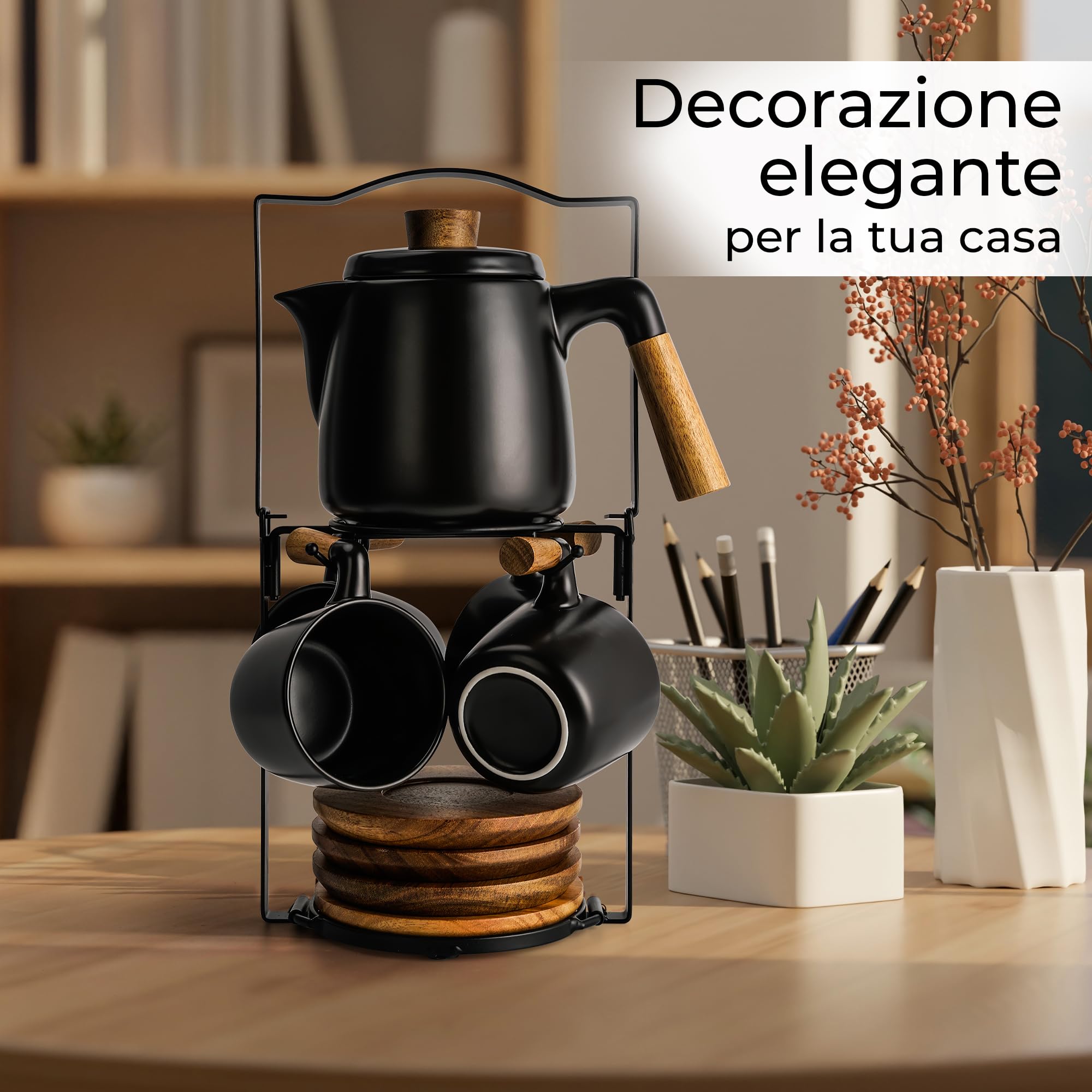 MIAMIO - Set di teiere in ceramica da 1000 ml con infusore e tazze/colino per il tè, 4 tazze da tè in ceramica (300 ml), piattini in bambù/manico con supporto per casa e ufficio