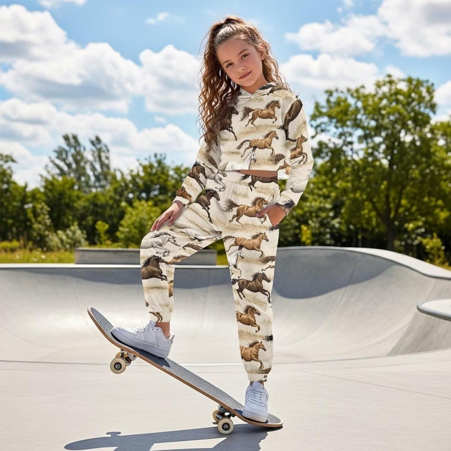 Girls Pants Set 2 Piece Cropped Hoodies for Girls 4-13Y Hooded Sweatshirt and Sweatpants Kids Sweatsuit Tracksuit