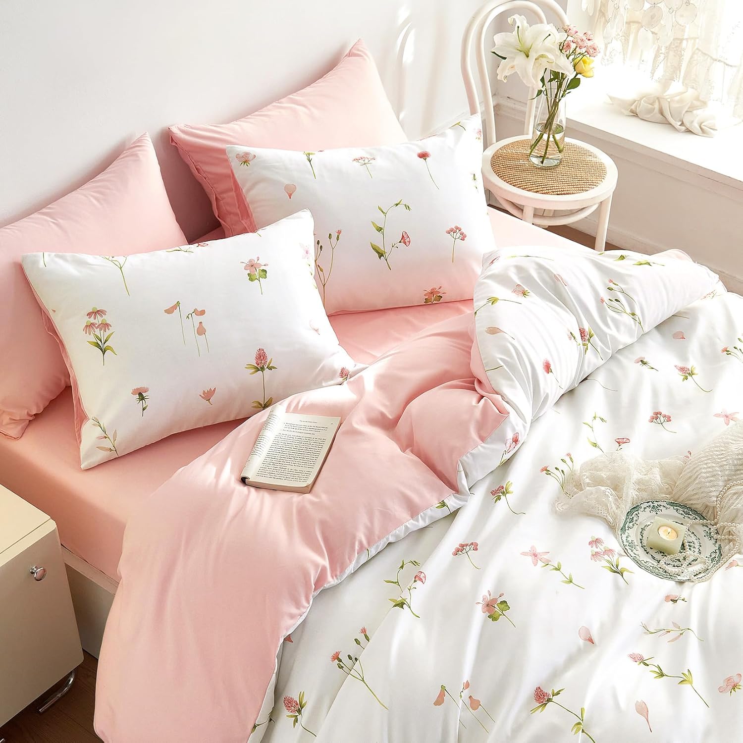 Wake In Cloud - Floral Comforter Set, Cottagecore Cute Aesthetic Watercolor Tiny Flowers and Leaves, Soft Lightweight Bedding for Women Teen Girls, 3 Pieces, Pink, Twin/Twin XL Size - Image 5