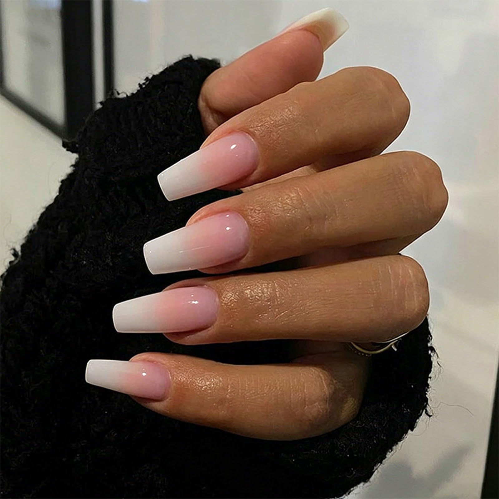 fexxkg 24PCS Gradient Artificial Nails Set Thin 0.3Mm Natural Looking False Nails For Women Daily Use Easy To Apply