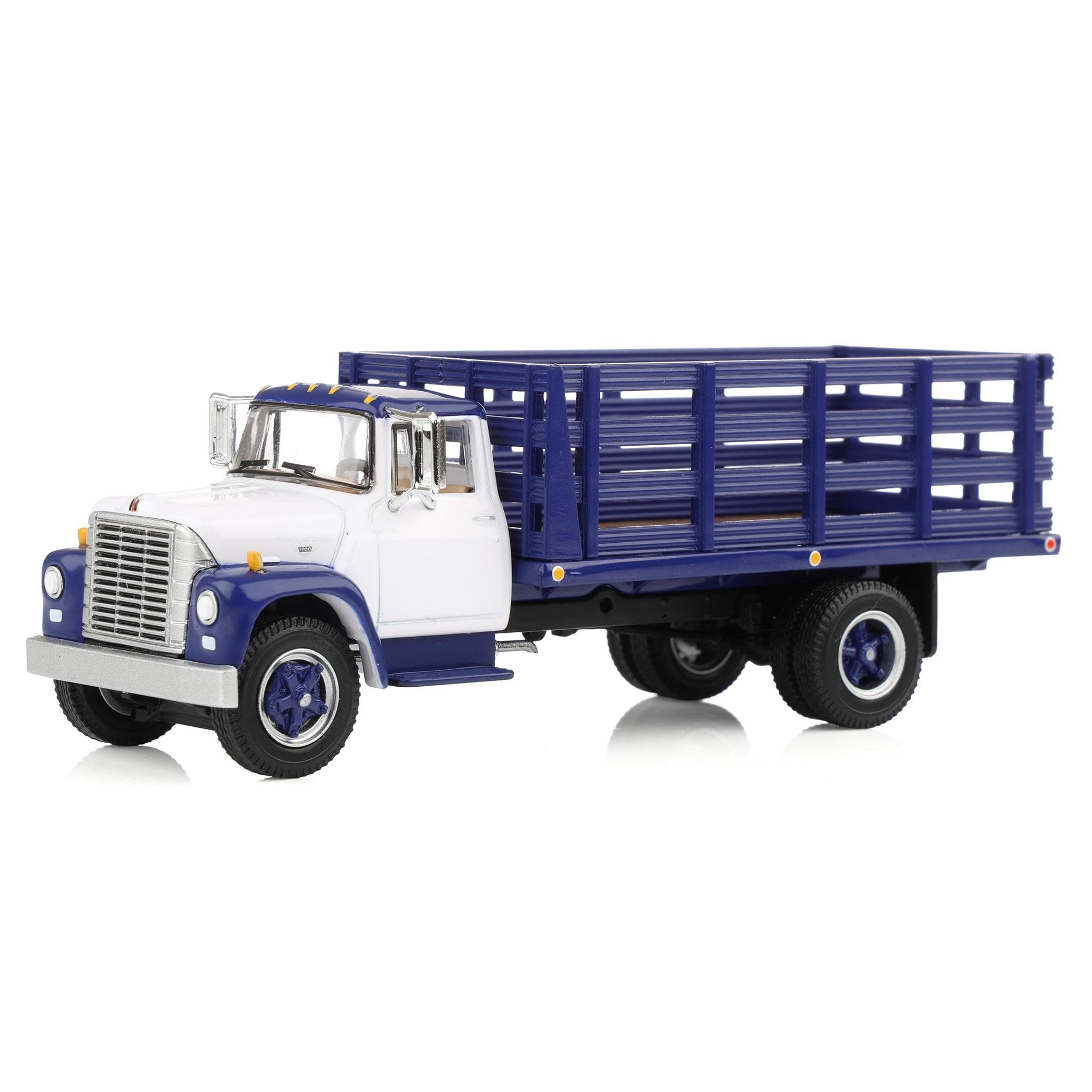 Amazon.com: First Gear DCP 1/64 1970s International Loadstar Stake