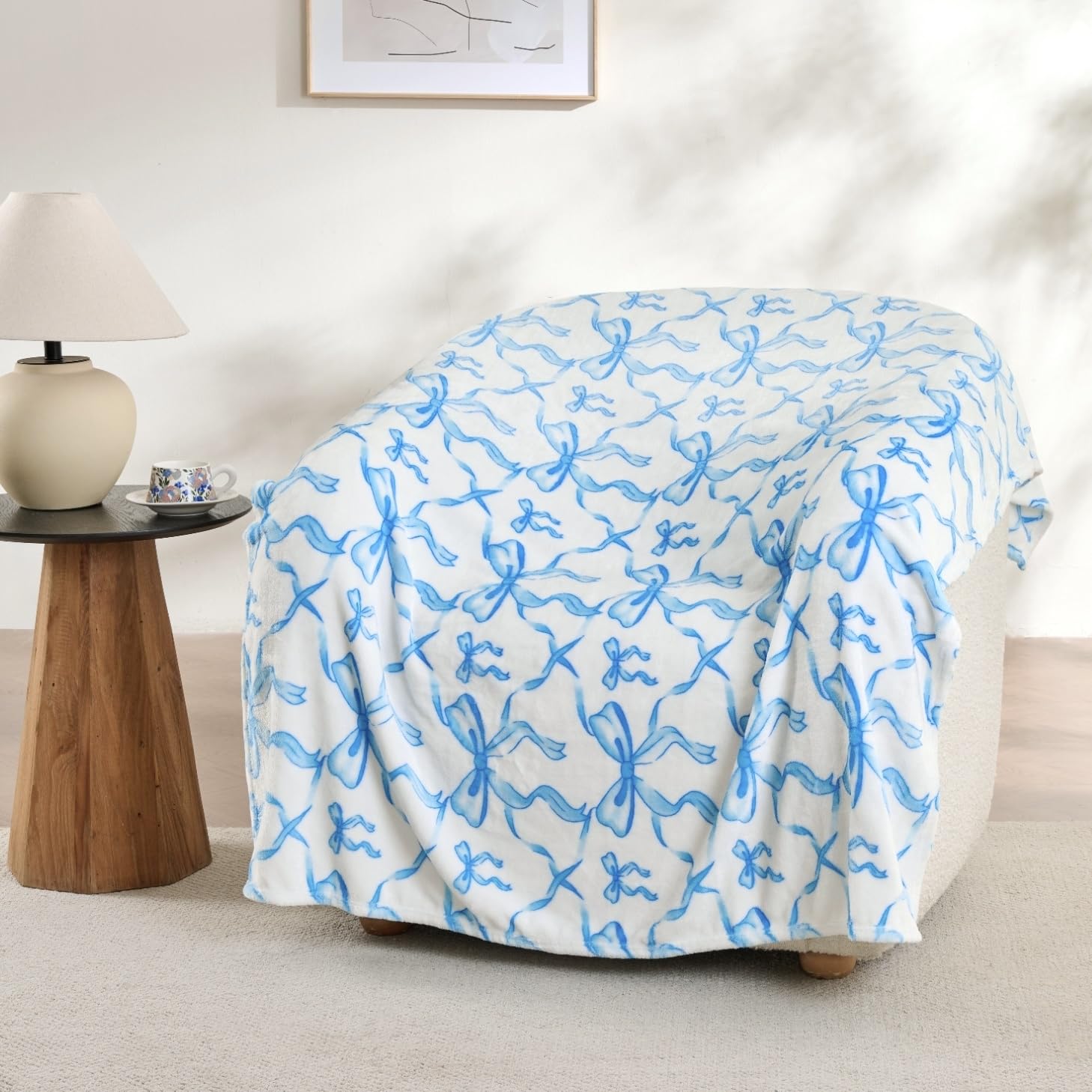 Blue Bow Throw Blanket – 50x60 Inch Soft Fleece Blanket for Girls and Women, Coquette Aesthetic Room Decor for Bed, Couch, Chair, Preppy Bedroom or Gift, Cute Pink Bow Decor Blanket