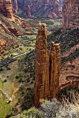 Posterazzi PDDUS03MHE0458LARGE Spider Rock, Canyon de Chelly, Chinle, Arizona, Estados Unidos, impresión fotográfica, 24 x 36, multicolor