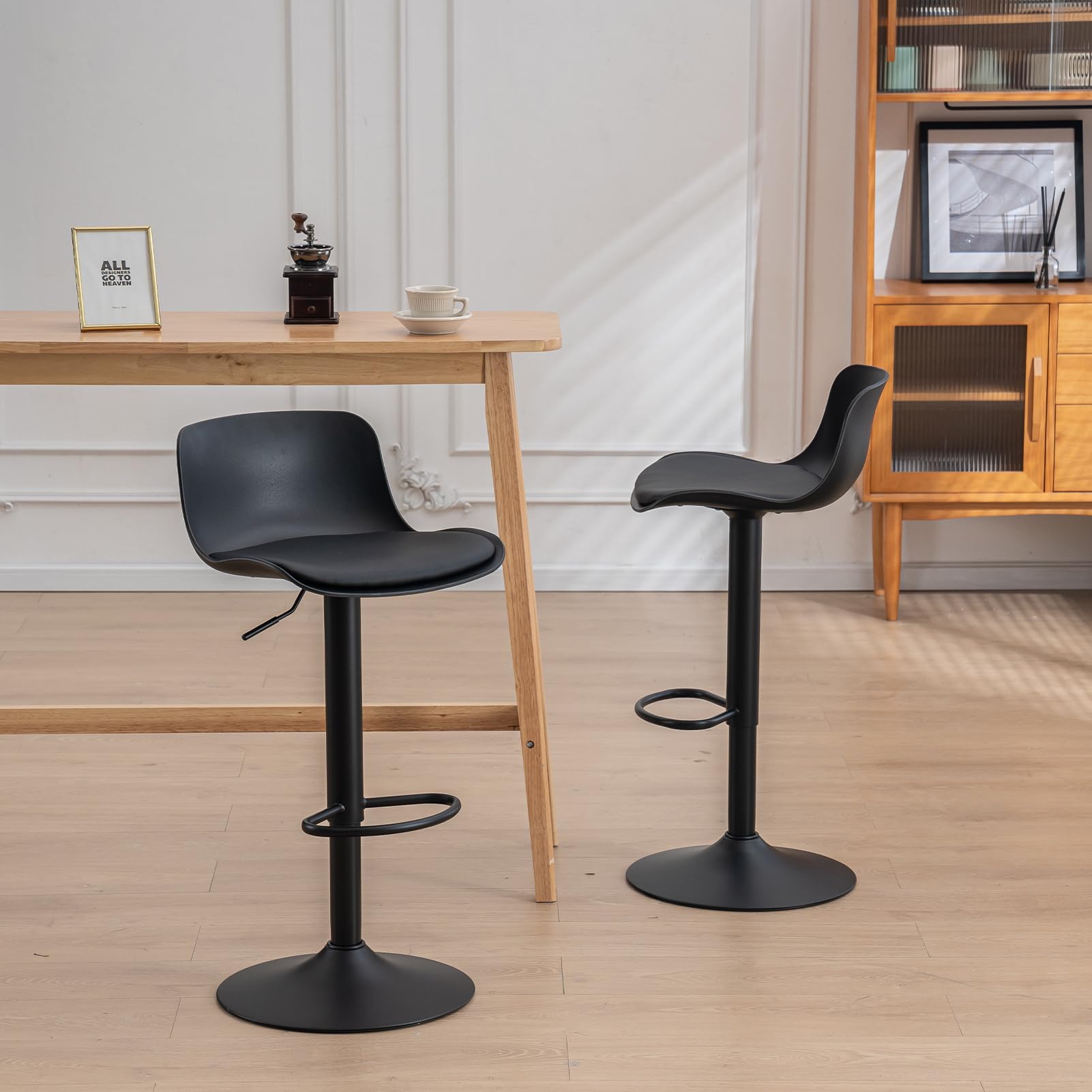 Kidol & Shellder Tabourets de Bar Chaises de Salle à Manger Lot de 2 Noir, Coussin d'assise à Dossier Pivotant Réglable en Hauteur, Chaises de Bar en Métal Plastique Cuir PU, Maison Cuisine Bistro