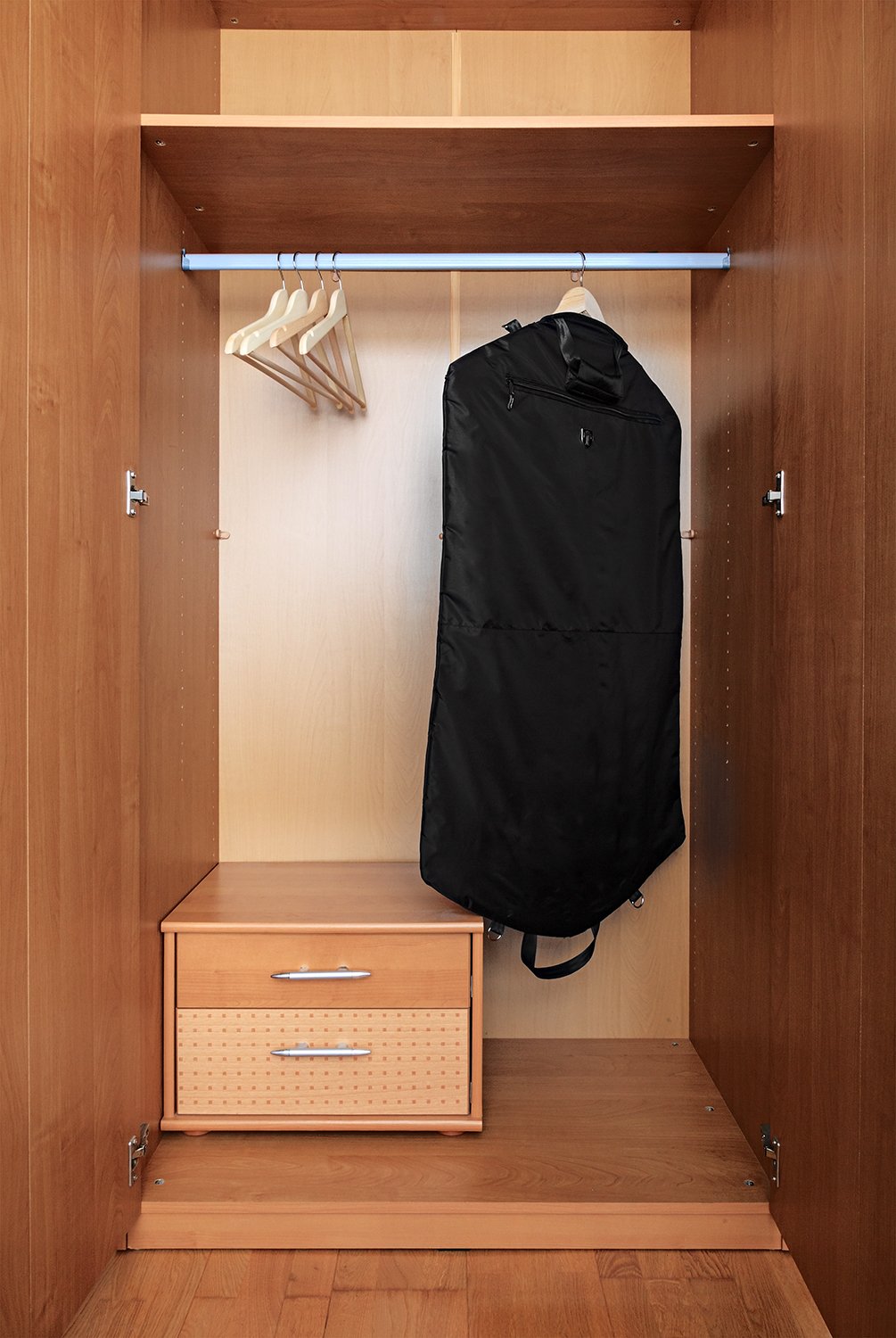 TRAVANDO Portatrajes Hombre Viaje, Estuche para Trajes con Compartimento para Ordenador
