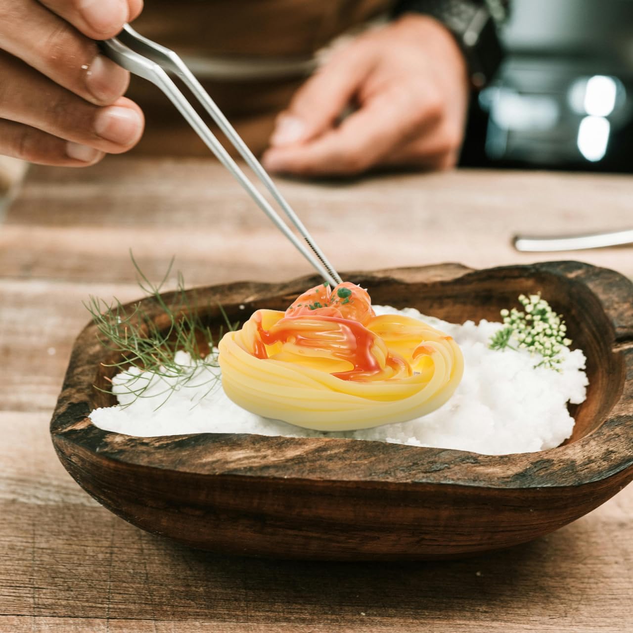 Supvox 2 pezzi di spaghetti modello con gamberetti realistici per pasta artificiale per ristorante, durevole, finto cibo, versatile come decorazione da tavolo fotografica