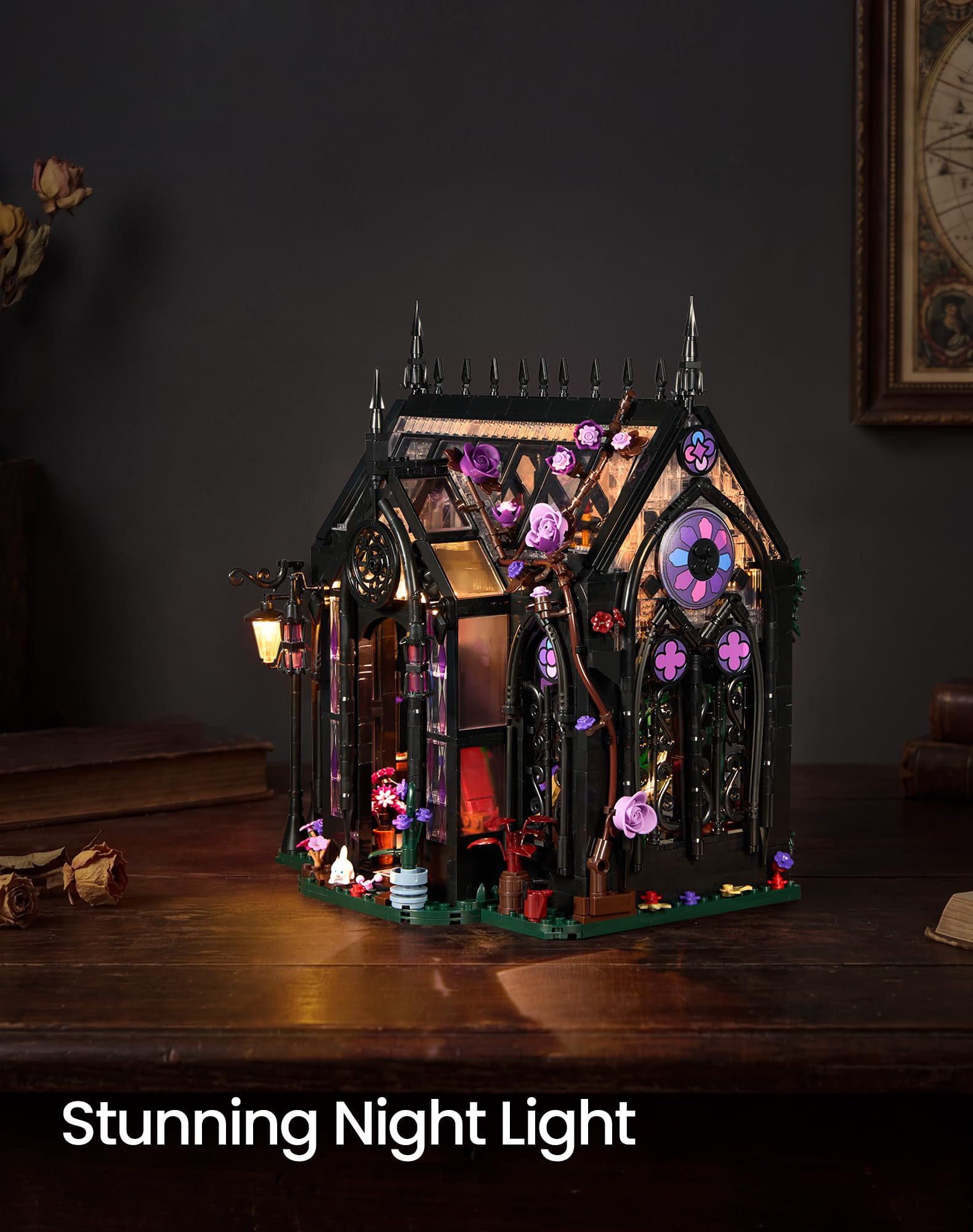 Kit di costruzione gotico per casa di fiori con illuminazione, giocattolo per la costruzione di serra, regalo per adulti per compleanno, Halloween, Natale, decorazione gotica per la casa