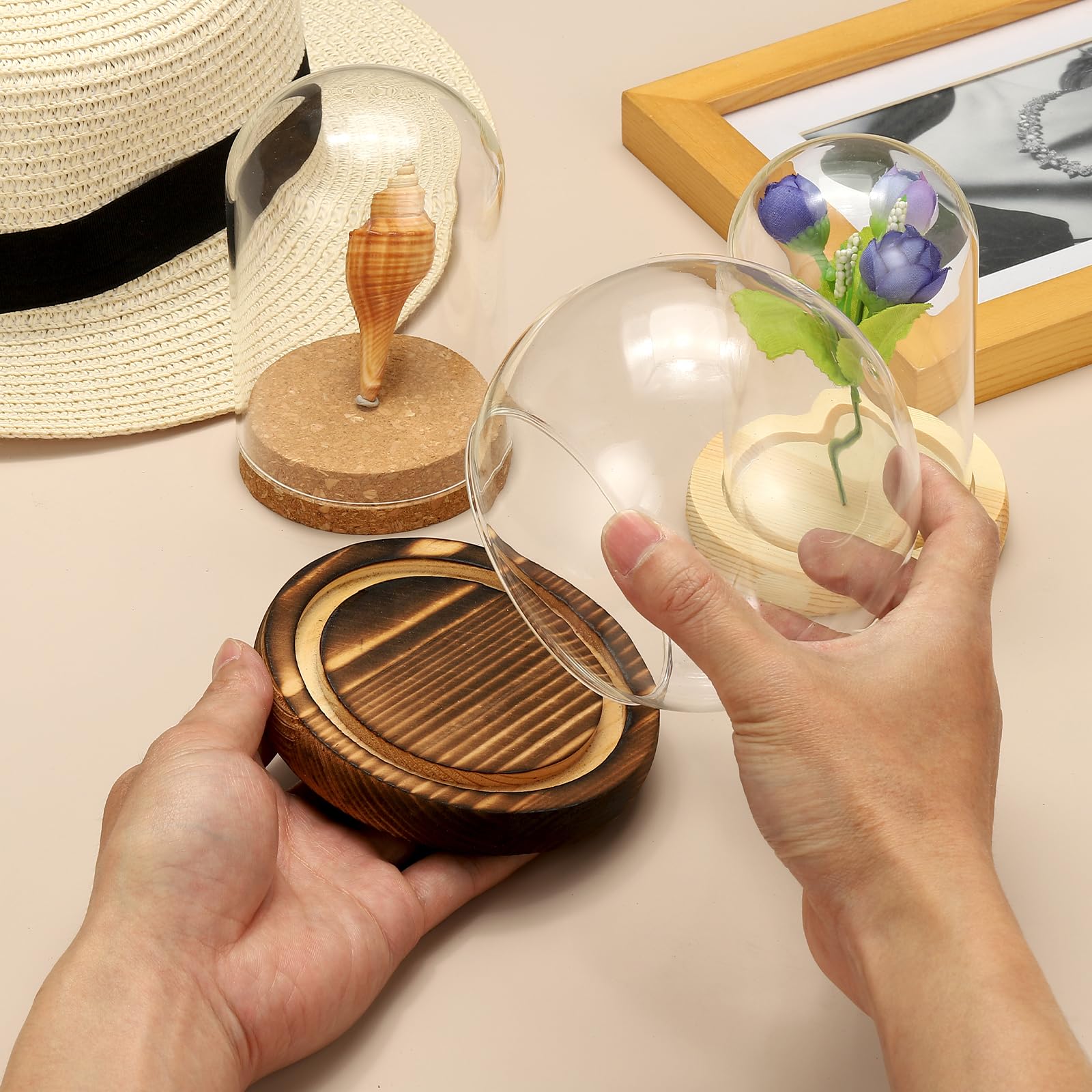 QUARKZMAN Cloche Ronde En Verre Dôme, 7.9" x 5.9" Cloche En Verre Décorative Avec Base Brun Clair Pour DIY Fleurs Artisanat, Spécimens Collection Plantes Protection Contre La Poussière