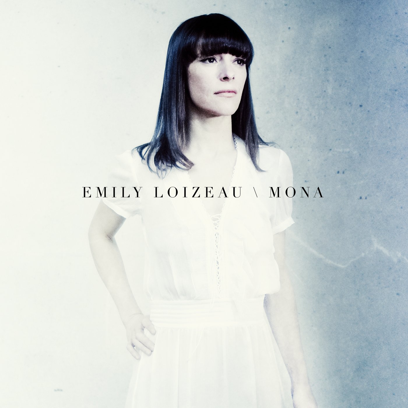 Mona [Audio CD] Emily Loizeua