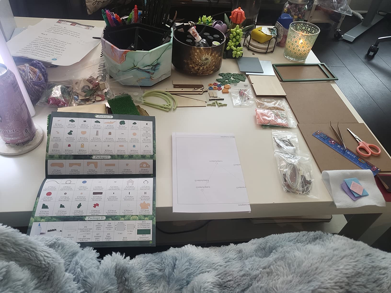 6/mo Finance GuDoQi DIY Book Nook Kit, DIY Dollhouse Wood Bookend