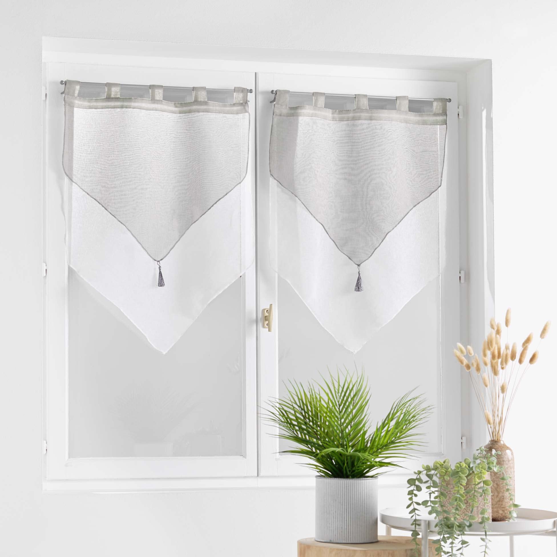 Paire De Voilages Cœurs Brodés - 60x120 Cm - Gris - 100% Polyester - Avec Passe Tringle - Décoration Fenêtre
