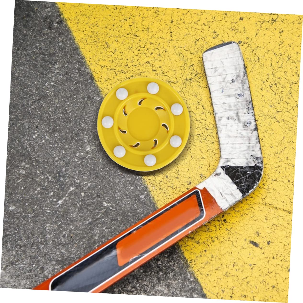 Homoyoyo Ice Hockey Puck Replacement 4 Pack Plastic Hockey Balls for Roller Skating Hockey Supplies for Training Leisure