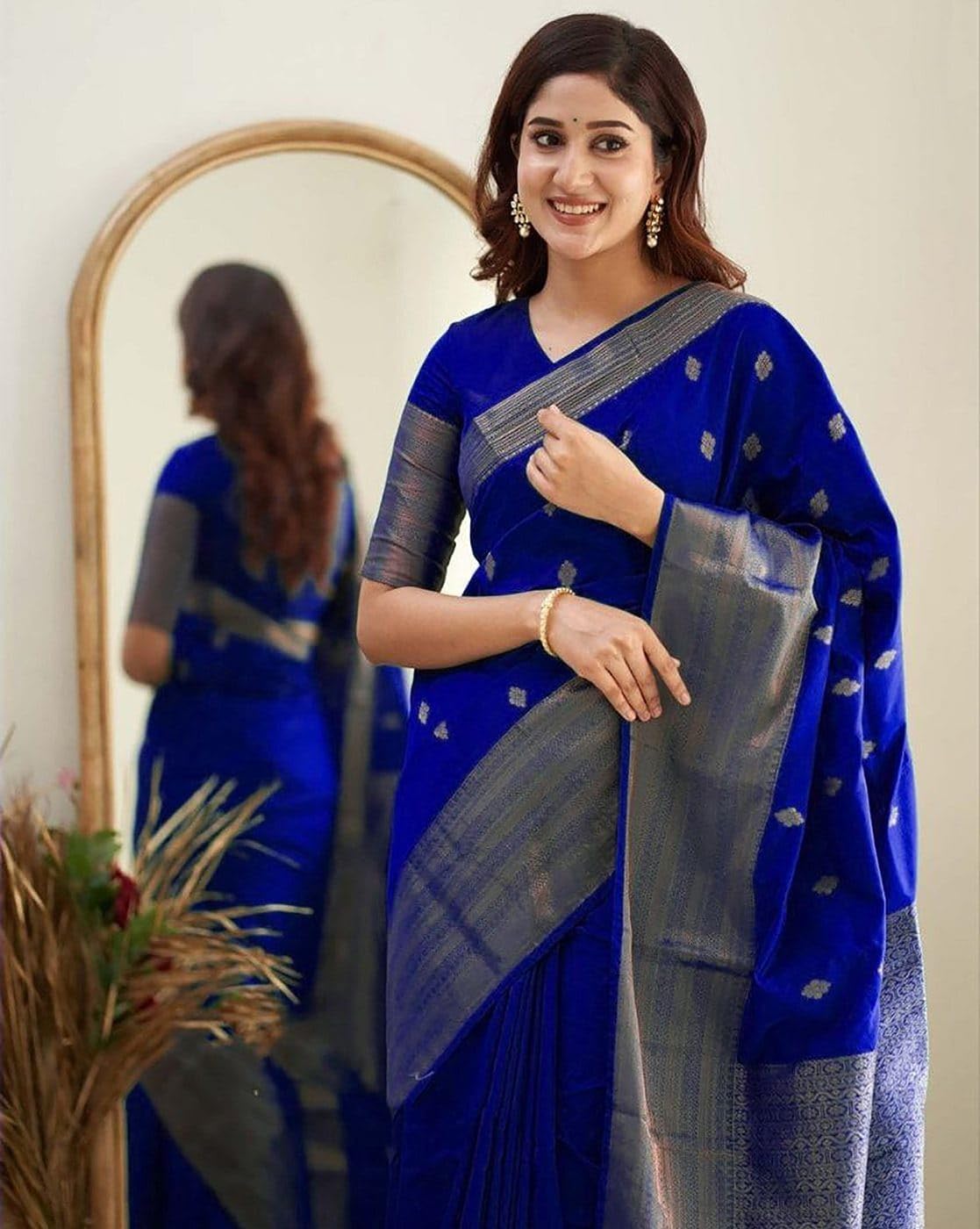 Sari de seda de algodón Yashika Banarasi Kanjivaram con estampado para ocasiones y festivales indios