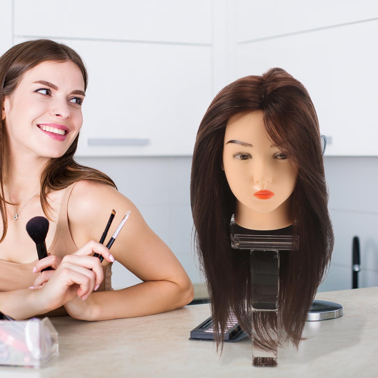 Übungskopf aus Echthaar für Friseur und Styling mit Halterung