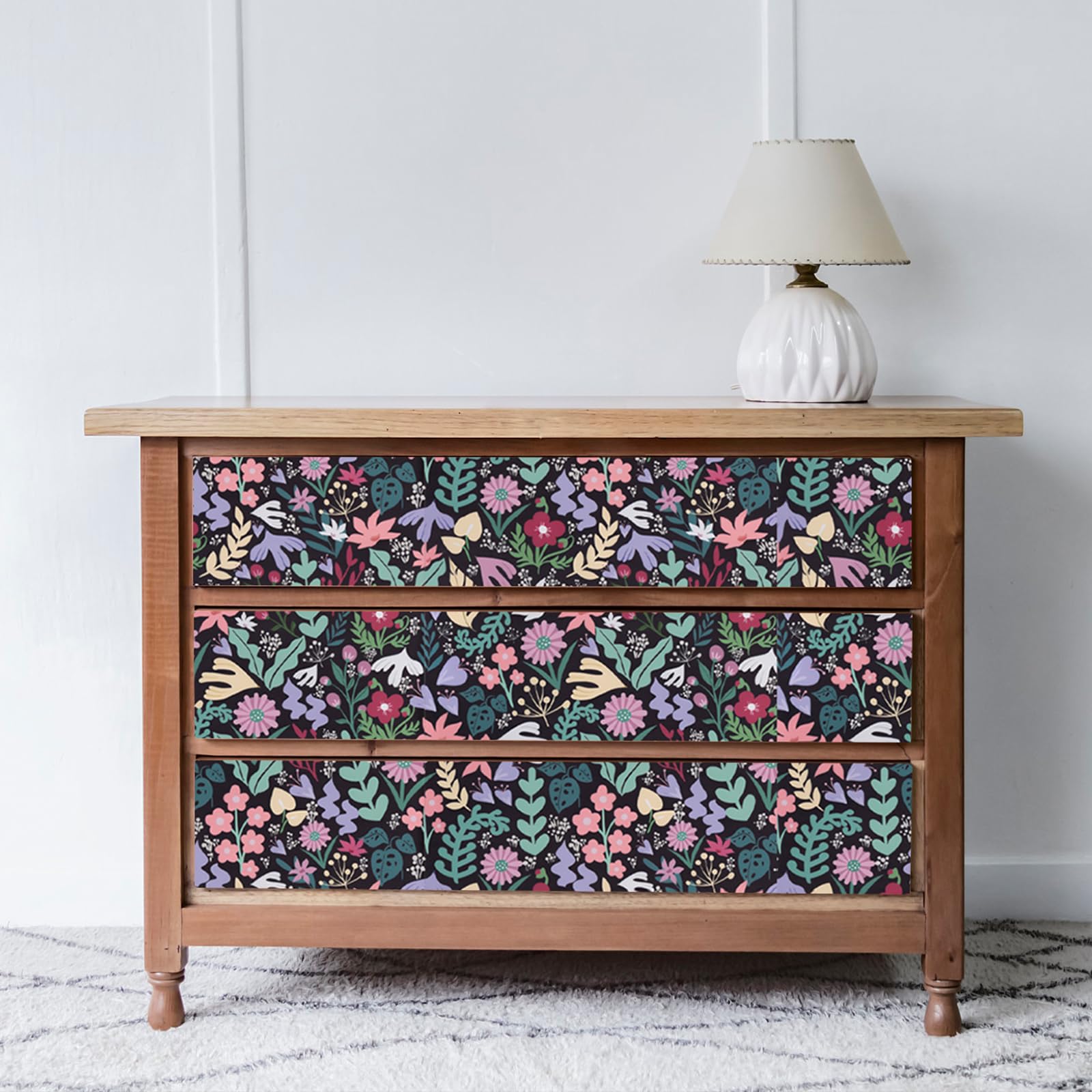 De Donkere Fee Van De Zonnebloem Met De Achtergrond Van De Zomer Stock