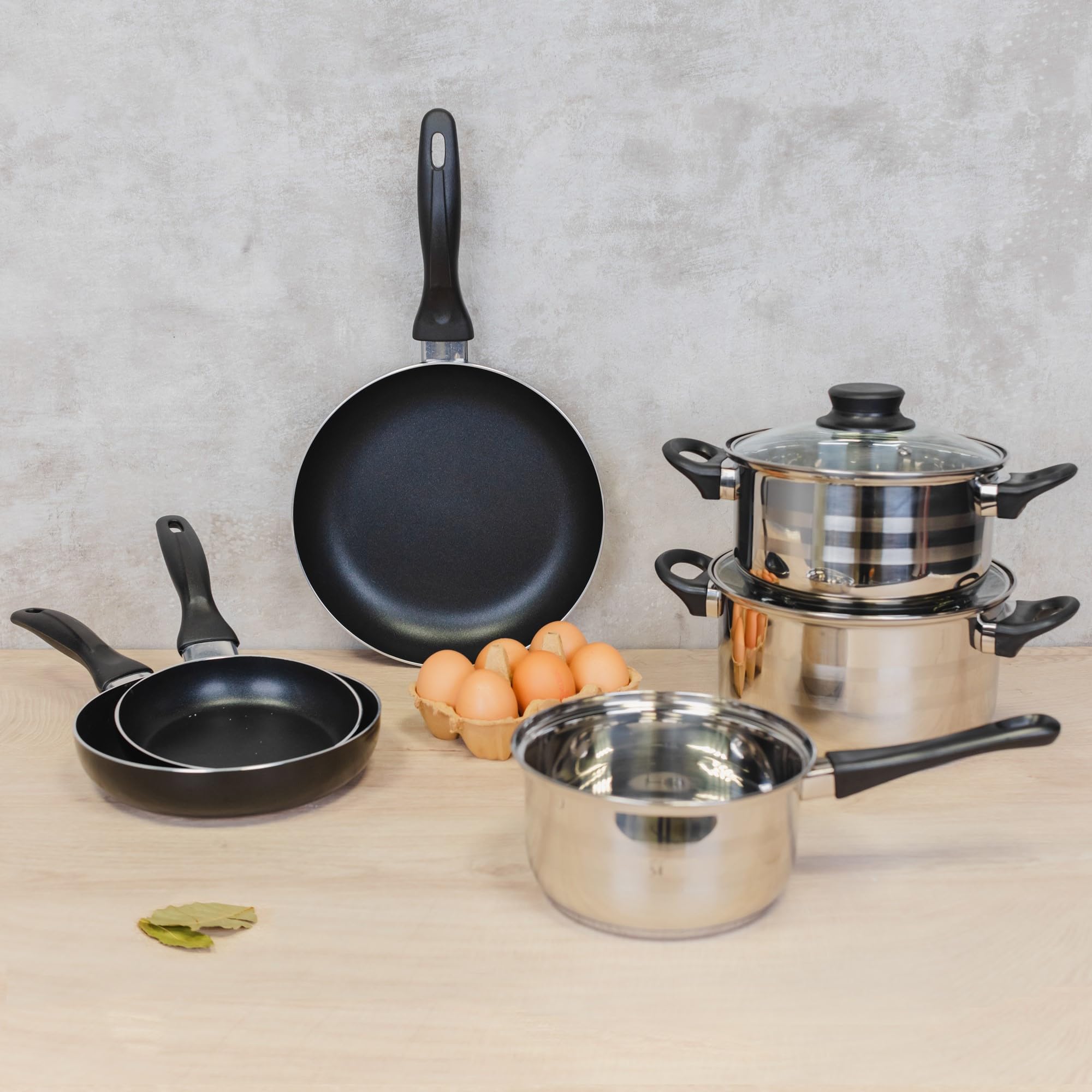 San Ignacio Premium - Batería de cocina de 3 piezas (1.6L, 2.3L, 3.3L) y Set de 3 sartenes (16-20-24 cm), aluminio prensado antiadherente, apto para todo tipo de cocinas incluido inducción, PK669