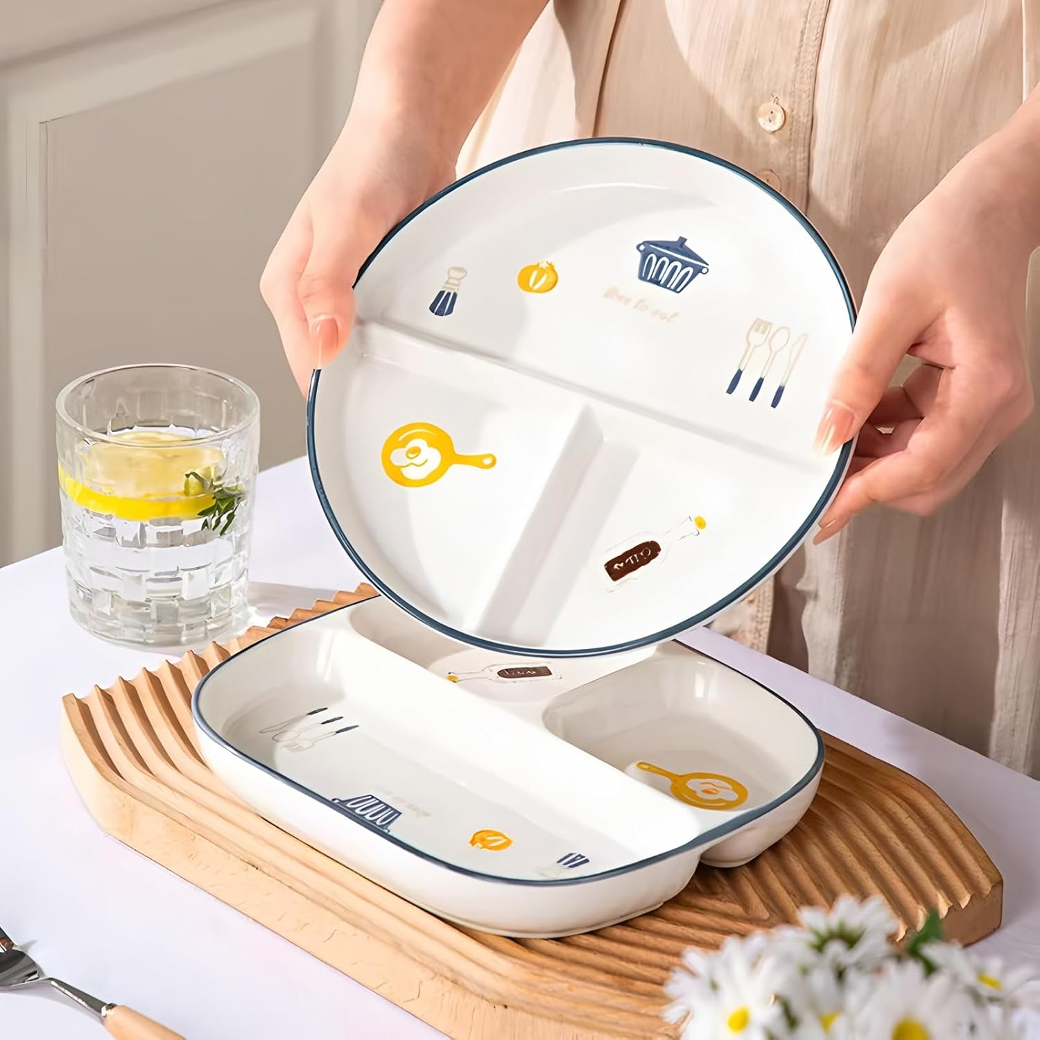Ceramic Divided Plate, Diet Control Dinner Plate with Cute Tableware Patterns, Suitable for Pasta, Steak, Fruit, Salad and Bread, Microwave Safe