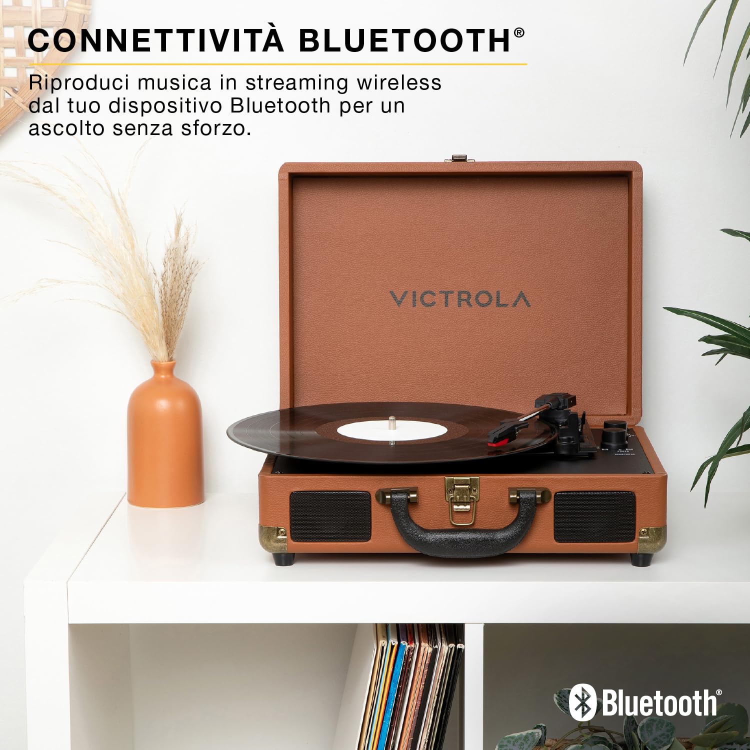 Victrola Journey II (Modello 2025) – Giradischi Bluetooth a Valigia 3 Velocità con Altoparlanti Stereo Integrati e Bassi Potenziati, Bluetooth Bidirezionale, Uscite RCA e Cuffie (Rosa)