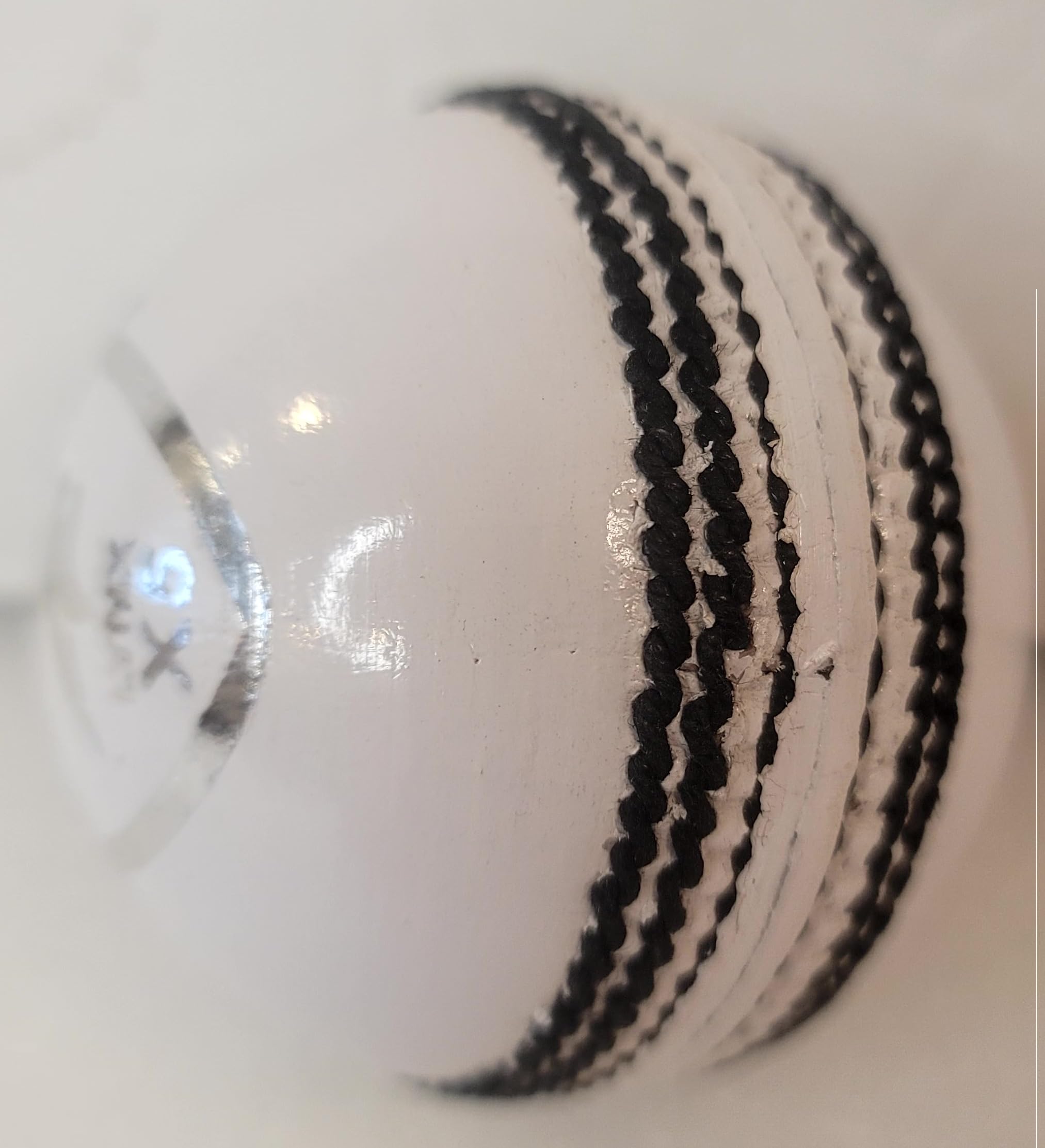 G-Tech International Lynx X5 for IHSAN Cricket Leather Hand Stitched Ball, 80-85 Stitches Cortex Contre, Made per MCC Regulation, Suitable for 50-Over Games, A Grade White (156 GM)