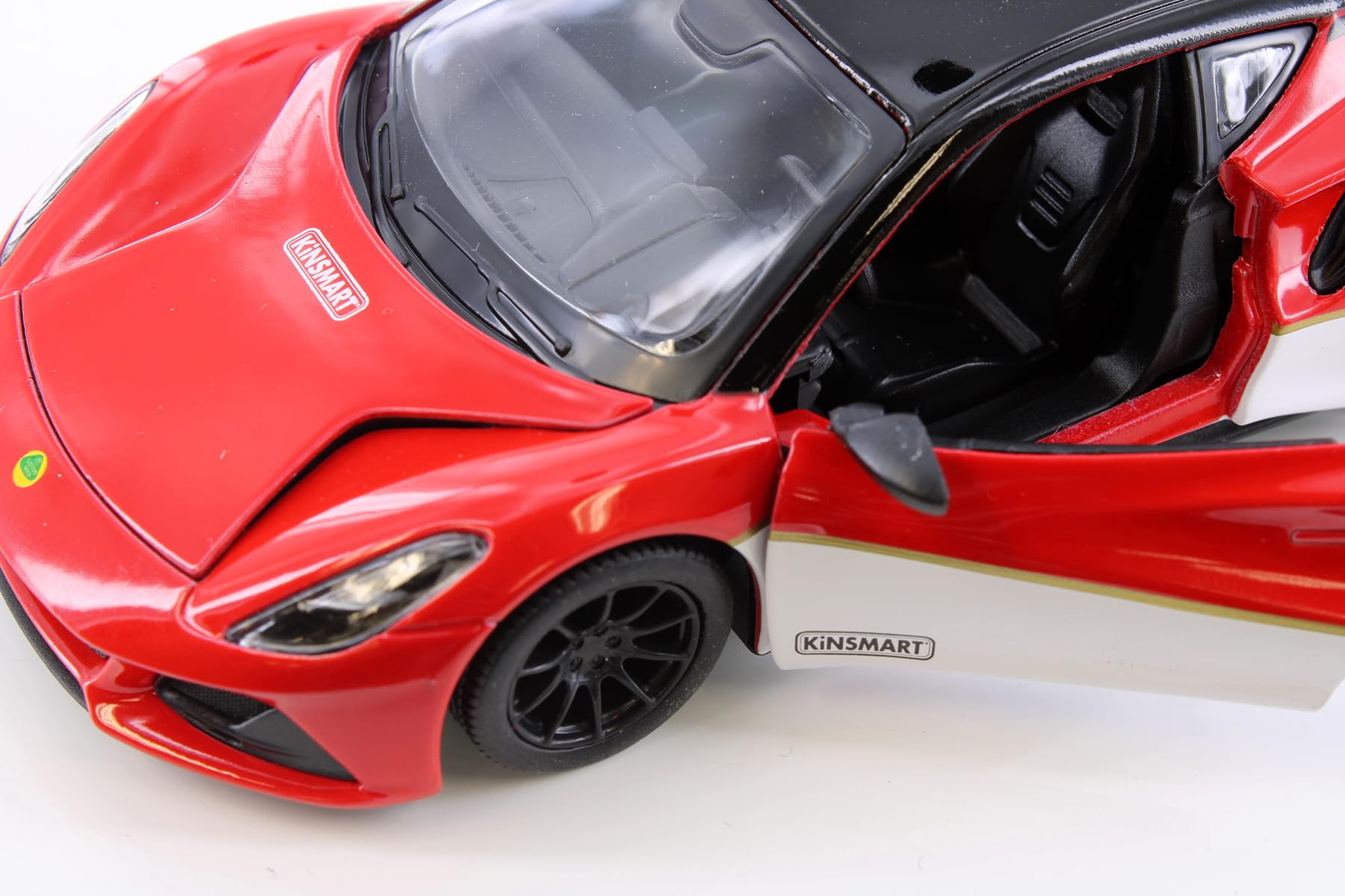 Lotus Emira Miniature 1/43 – TSM Model – Résine – Neuf En Boîte