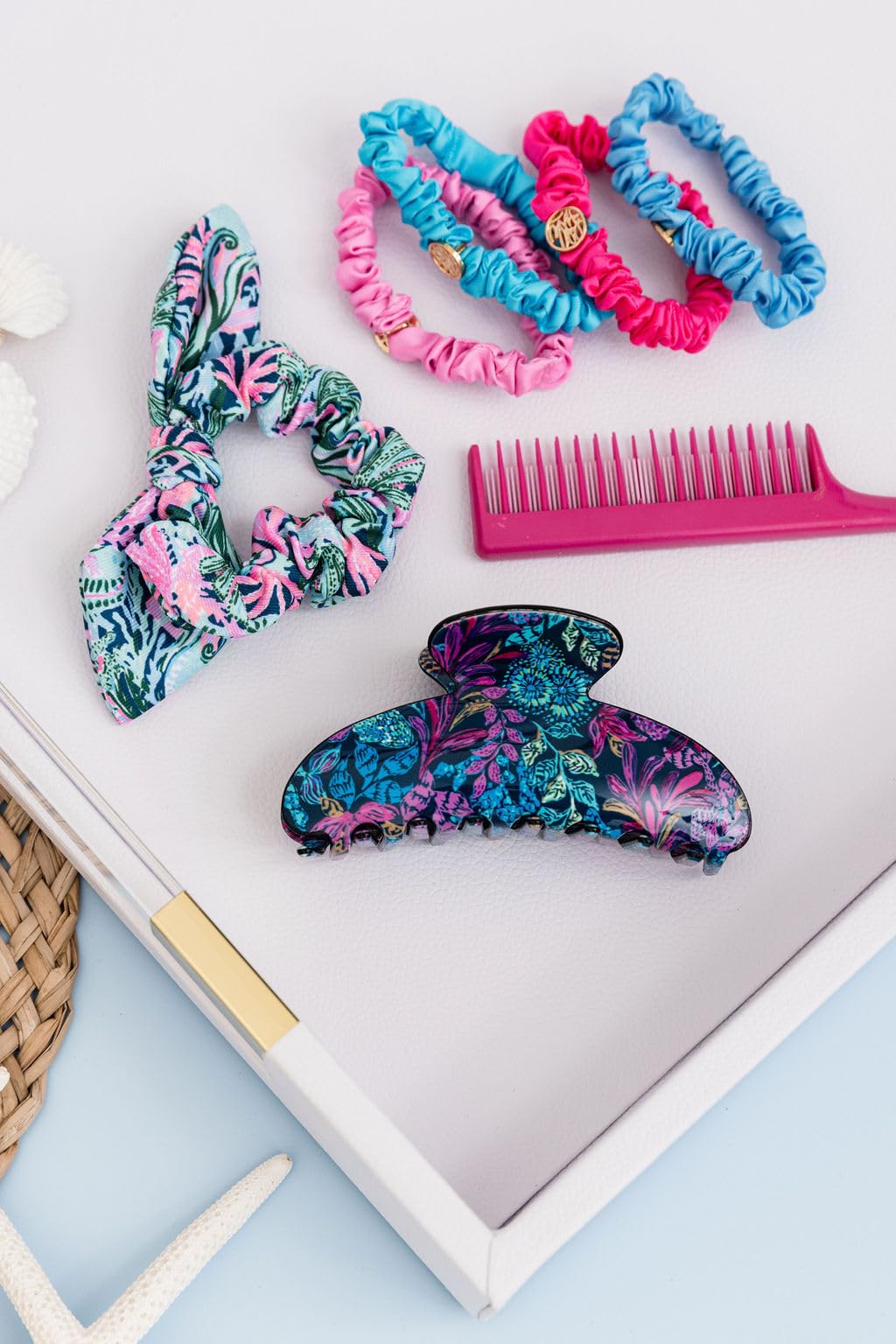 Amazon.com : Lilly Pulitzer Colorful Claw Jaw Clip for Fine  display picture 1