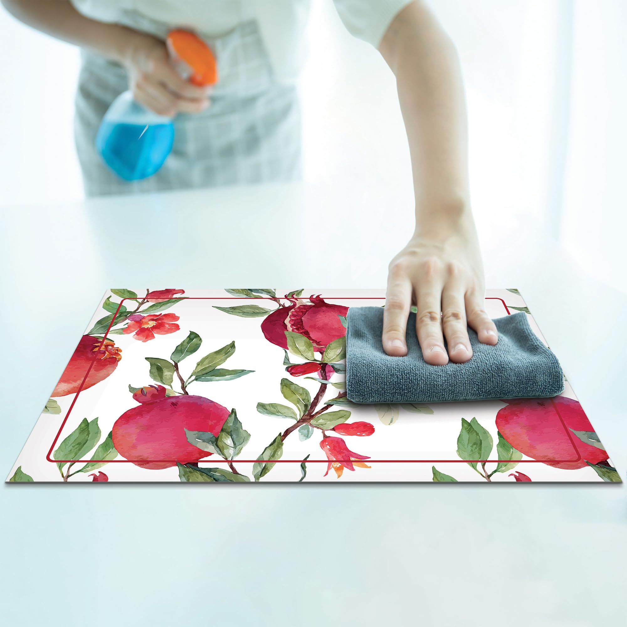 CREARREDA Pomegranate Placemats, Set of 4 PVC Breakfast Placemats, 48 x 33 cm, Non-Slip, Washable, Dirt-Resistant - Image 4