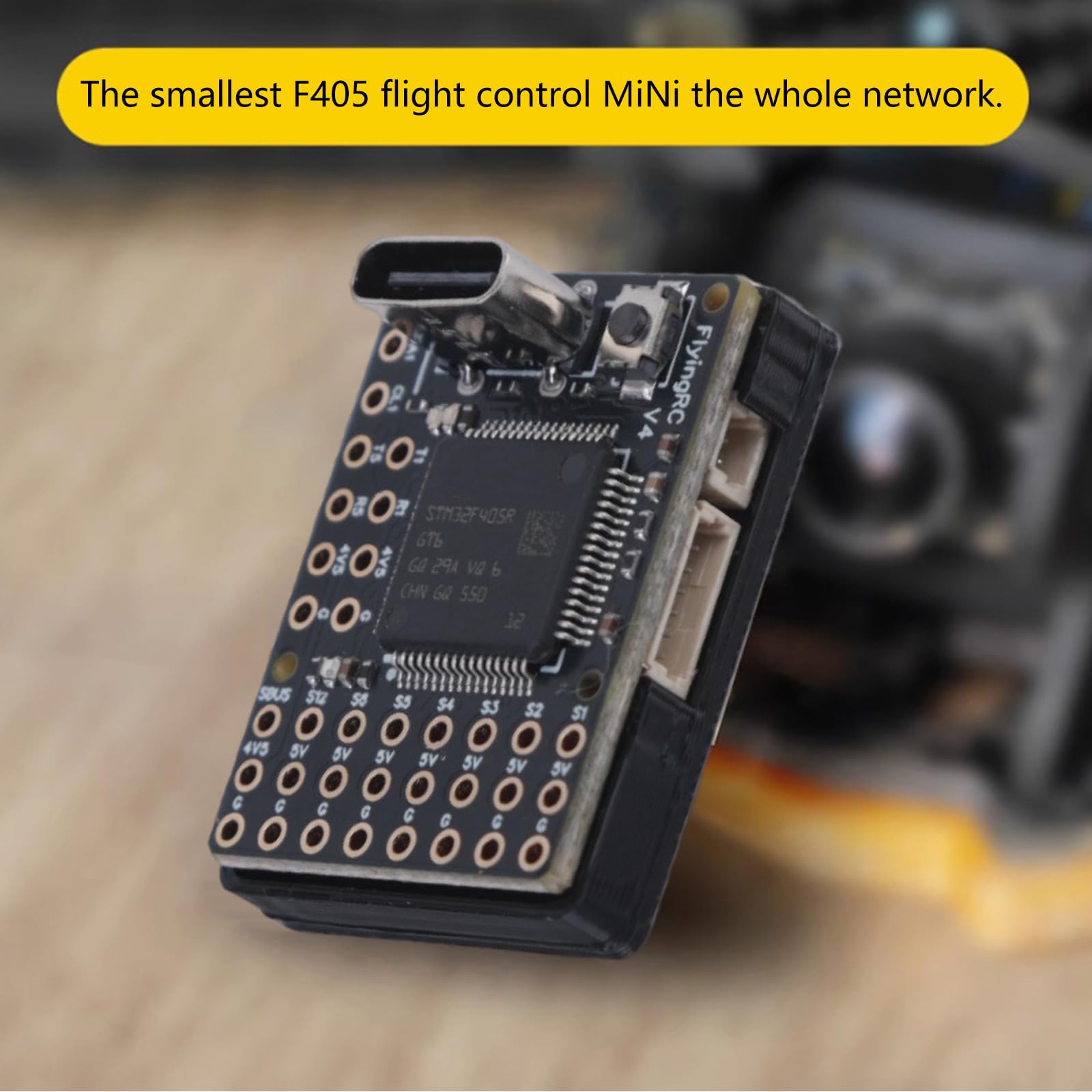 Flying Control F4 MK1 Controller in miniatura