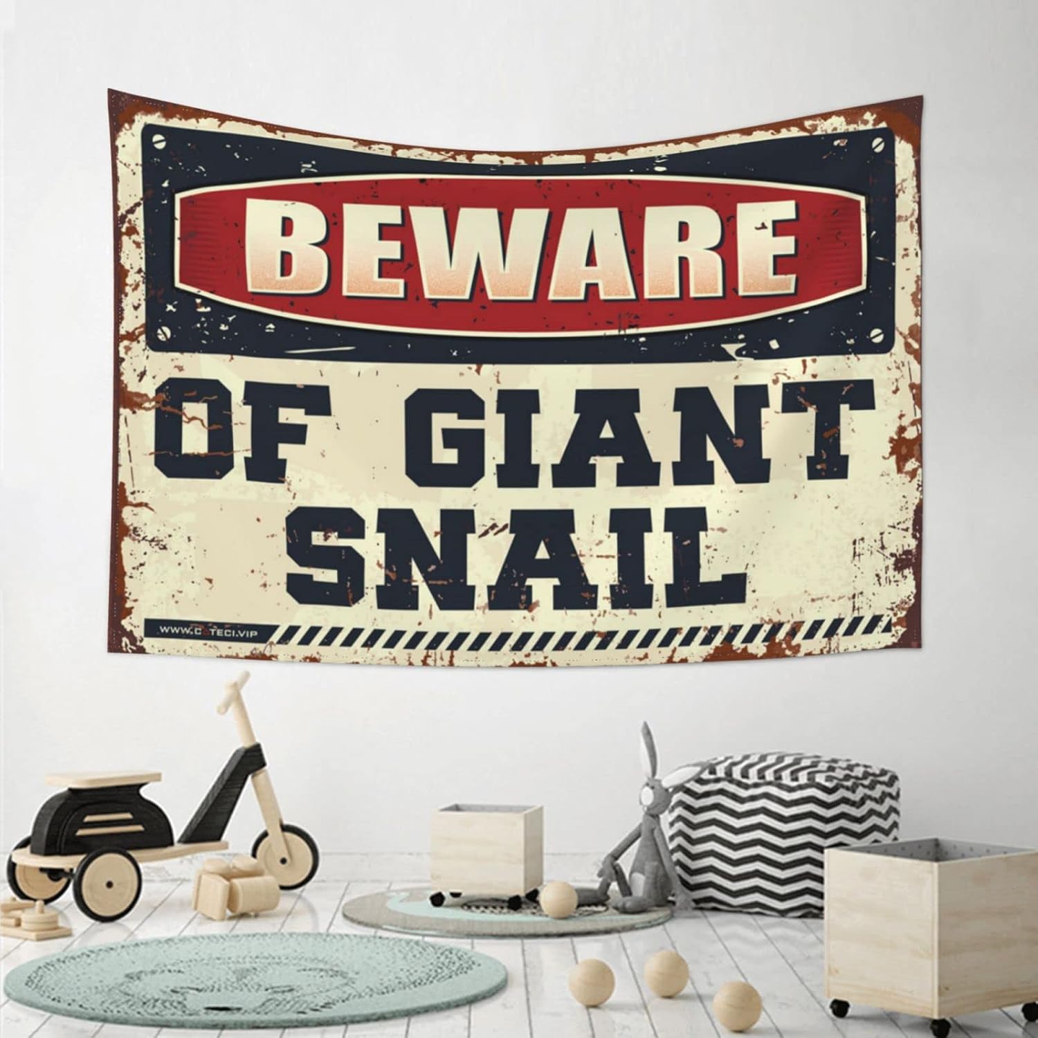 Outdoor Bar Decor Beware Of Giant Snail Tapestry Stuff For Your Room Home Decor Men(75X100CM)