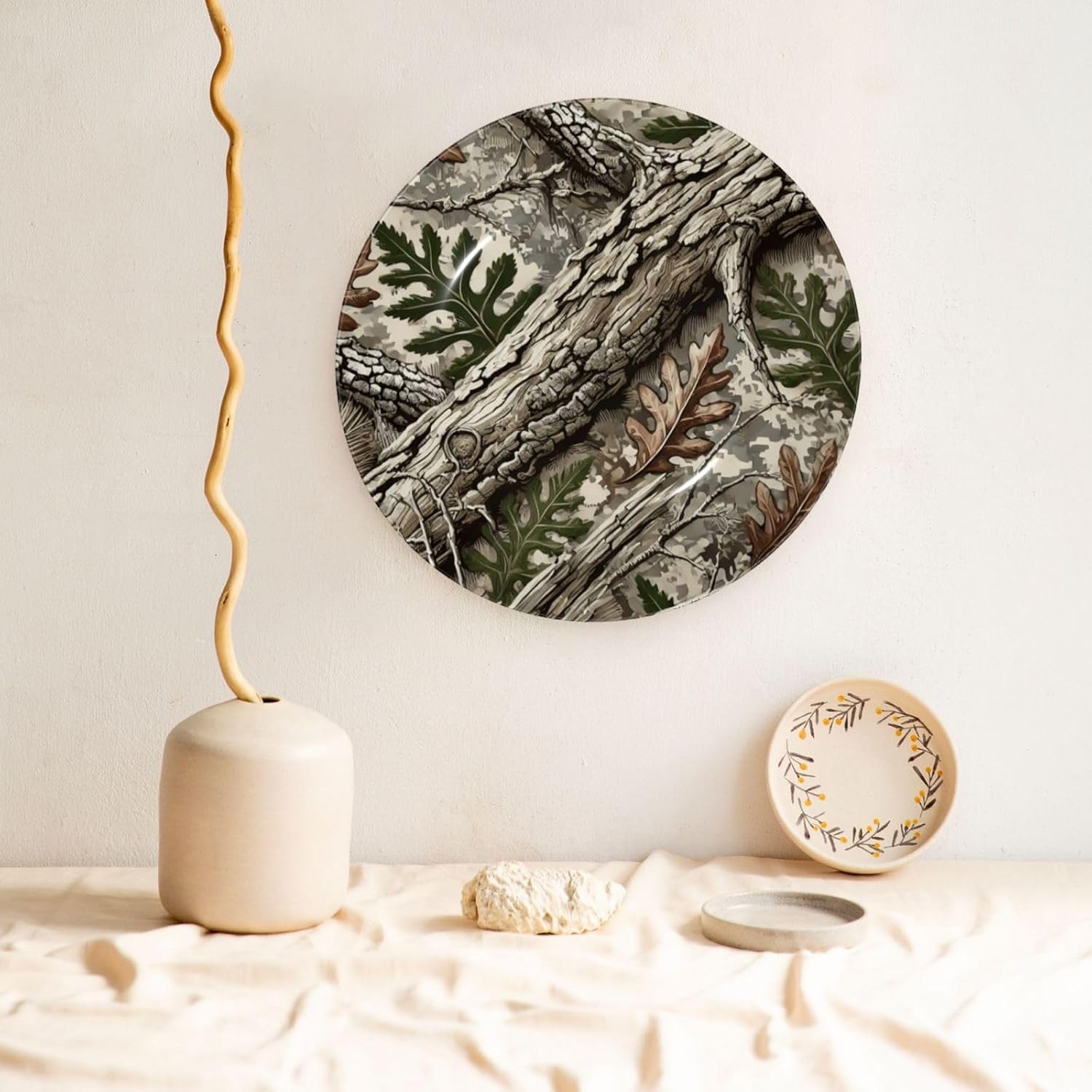 Camouflage-Tree-Bark-Texture 10 Inch Decorative Plate With Stand, Elegant Display Wall Plate For Home Decor