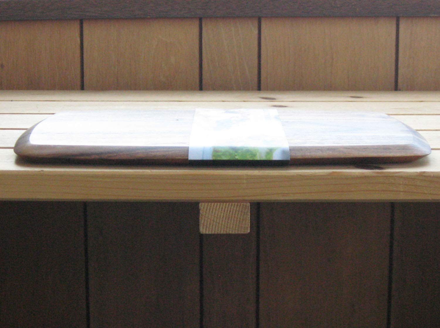 Amazon｜佐藤金属興業 SALUS カッティングボード アカシア M