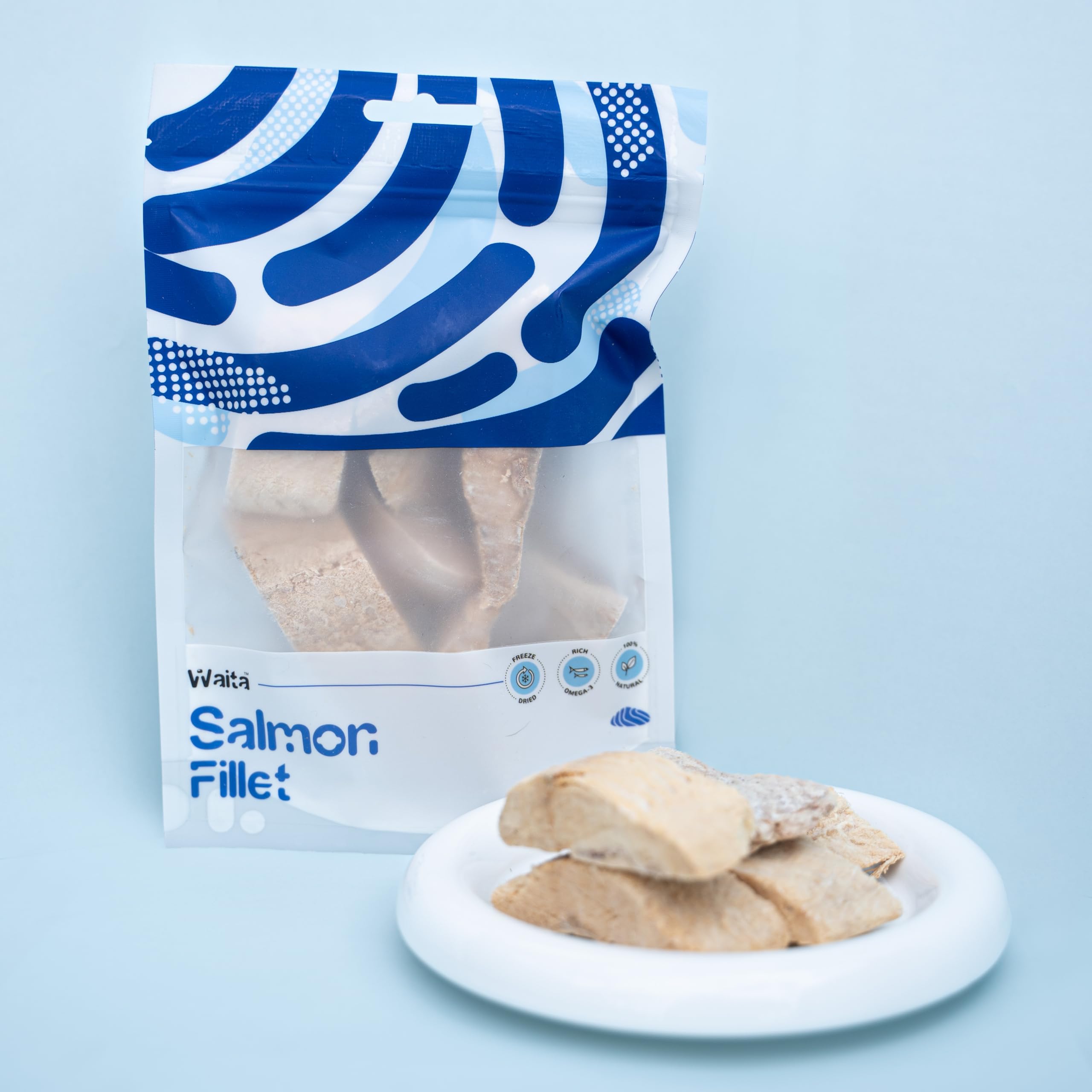 Waita Freeze Dried Salmon Dog Treats & Cat Treats 40g | 100% Salmon | High Protein Natural Treats | Grain Free | Omega 3 Rich Single Ingredient Snack โ image 1