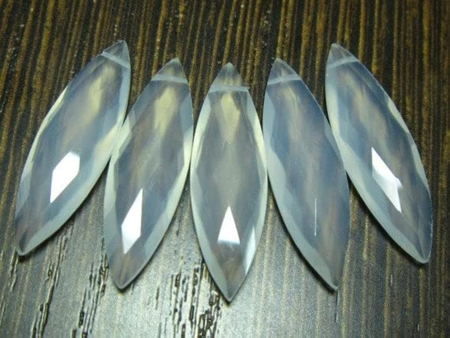 Calcédoine blanche AAA perles facettées pour bijoux haut de gamme
