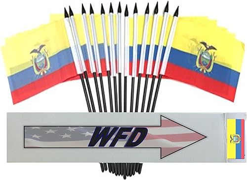 Miniatura 50 de Banderas de escritorio de Nicaragua, paquete de 12 banderas pequeñas de poliéster de 4 x 6 pulgadas en miniatura para mesa de oficina, pequeñas