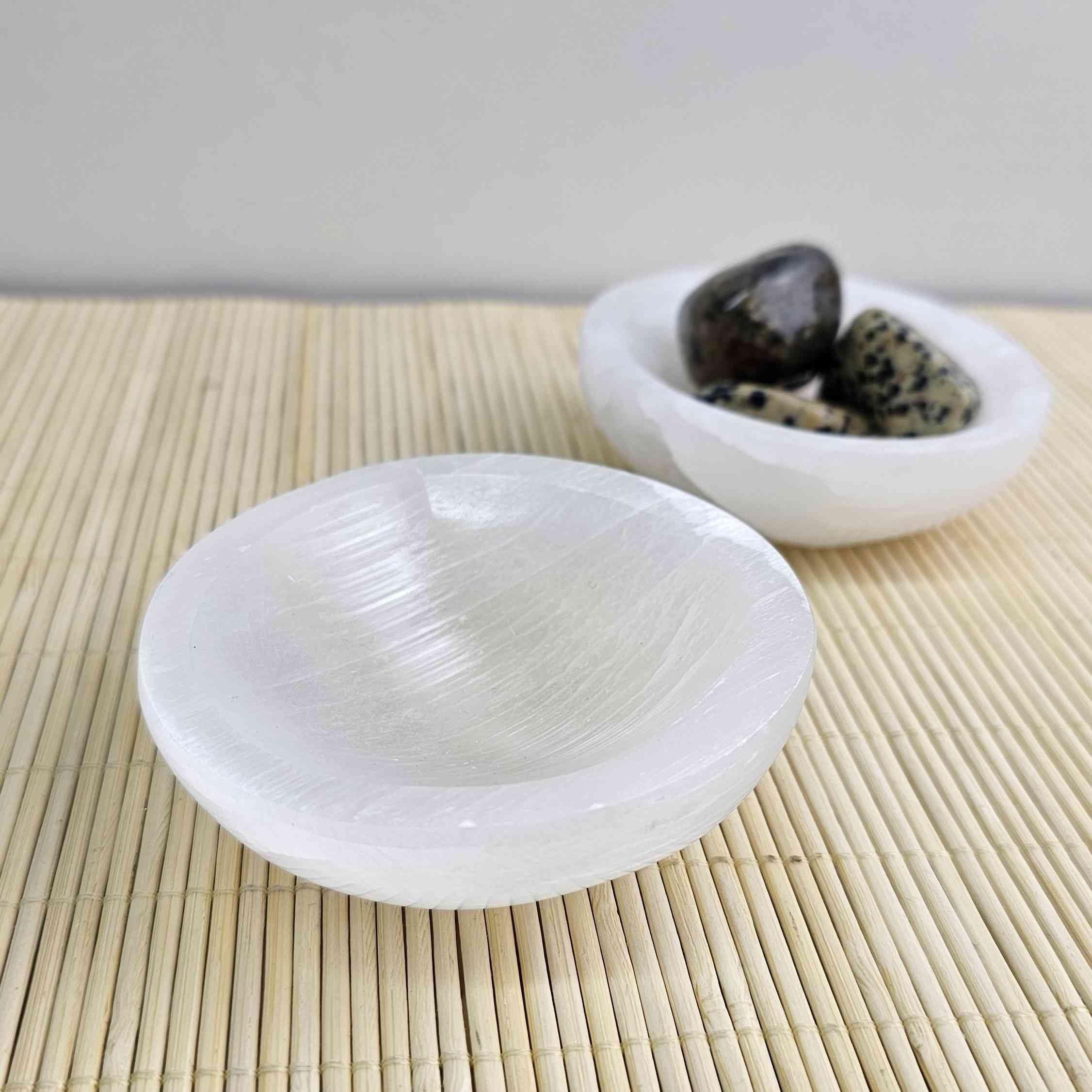 Sélénite 7,5 x 3 cm Pierre Naturelle Polie Reiki Recharge Nettoyage Spirituel