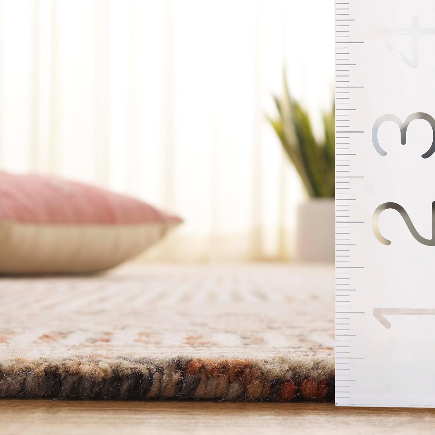 SAFAVIEH Area Rug 8x10 - Metro Collection - Large - Ivory & Rust, Handmade Wool, Ideal for Living Room, Bedroom, Office, Dining Space (MET382A)