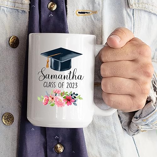 Vista 29 de And So The Adventure Begins - Taza de graduación personalizada, taza de graduación personalizada con nombre, regalos de graduación, taza de clase
