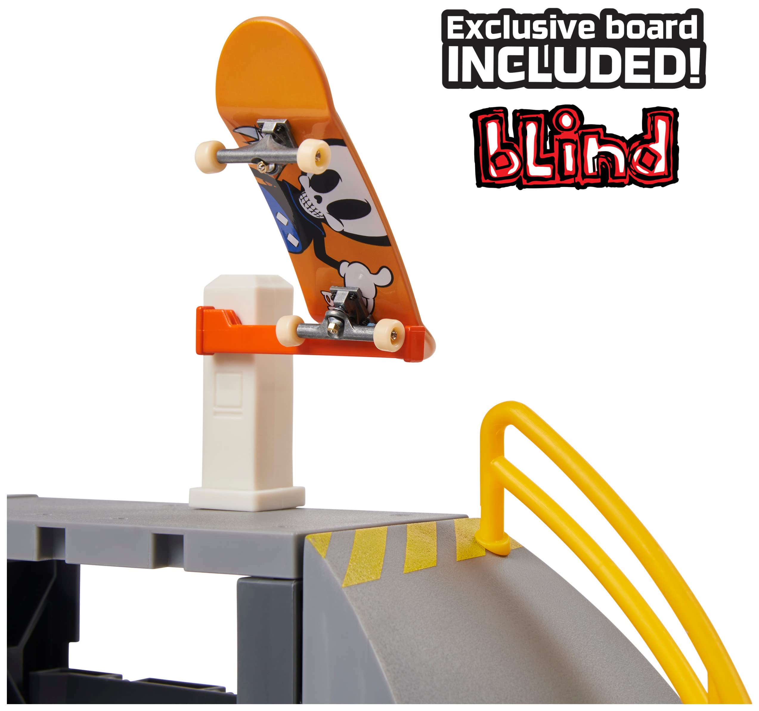 Tech Deck, Sk8 Garage X-Connect Park Creator, Customizable and Buildable Ramp Set with Exclusive Fingerboard, Kids Toy for Boys and Girls Ages 6 and up