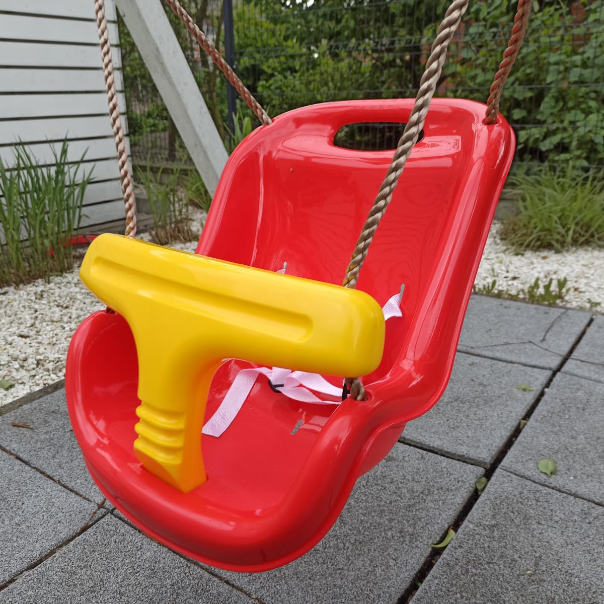 TRIBECCO® Cuna de columpio para bebé 3-12 años – ajustable en altura, con cinturón de seguridad y barra, para interior y exterior, resistente a la intemperie, probado según EN 71, hasta 50 kg, asiento