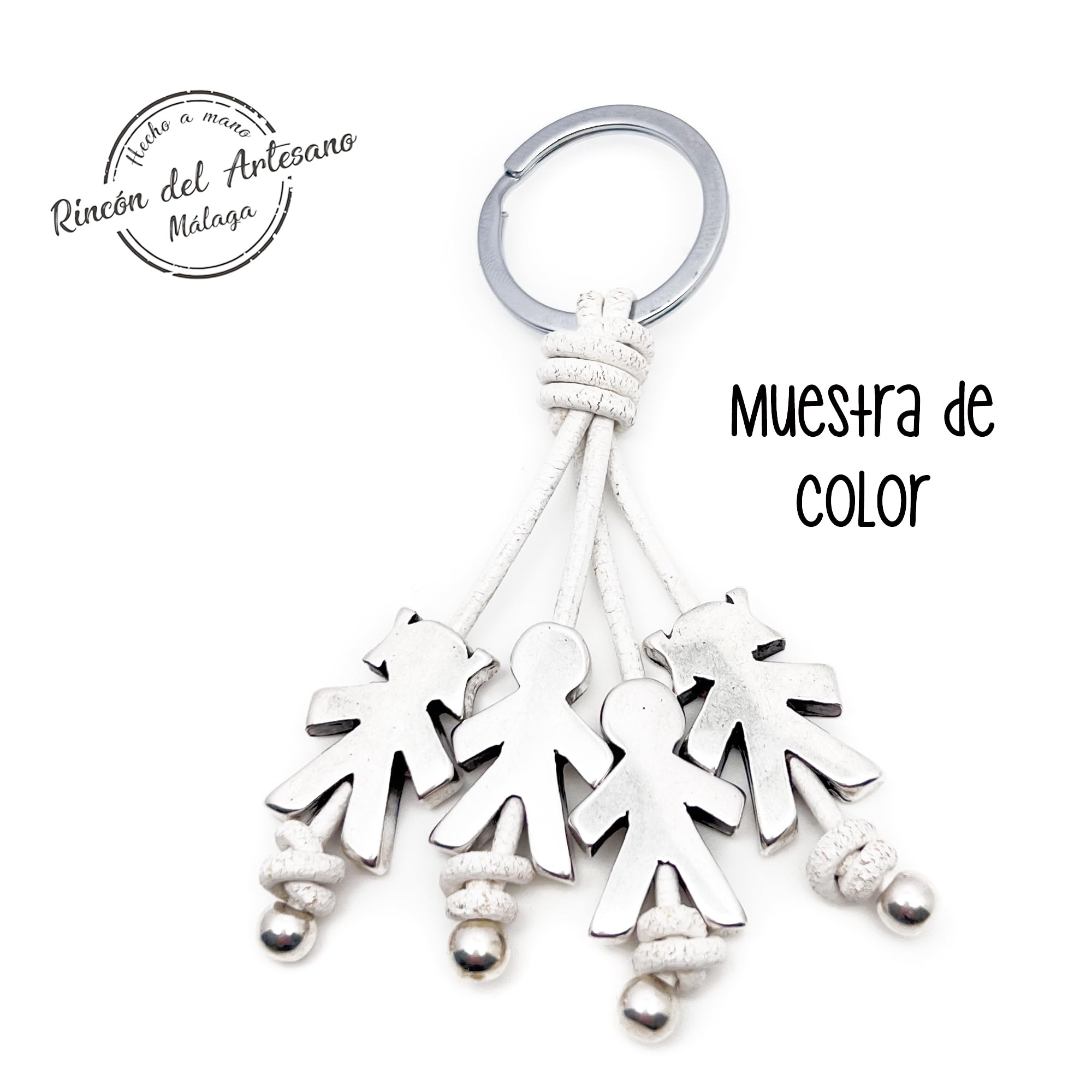 Llavero Niños Personalizado con Nombres, Fabricado en Zamak Baño Plata-Cuero Nacional. Regalo Día del Padre Regalo día de la Madre. Modelo Niños V