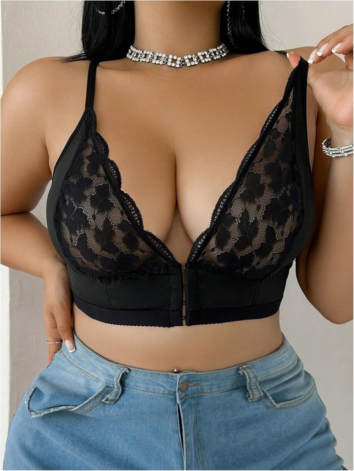MakeMeChic Women's Plus Size Bras Floral Lace Bralettes Sexy Bra Deep V Neek Front Closure Underwear - Image 3
