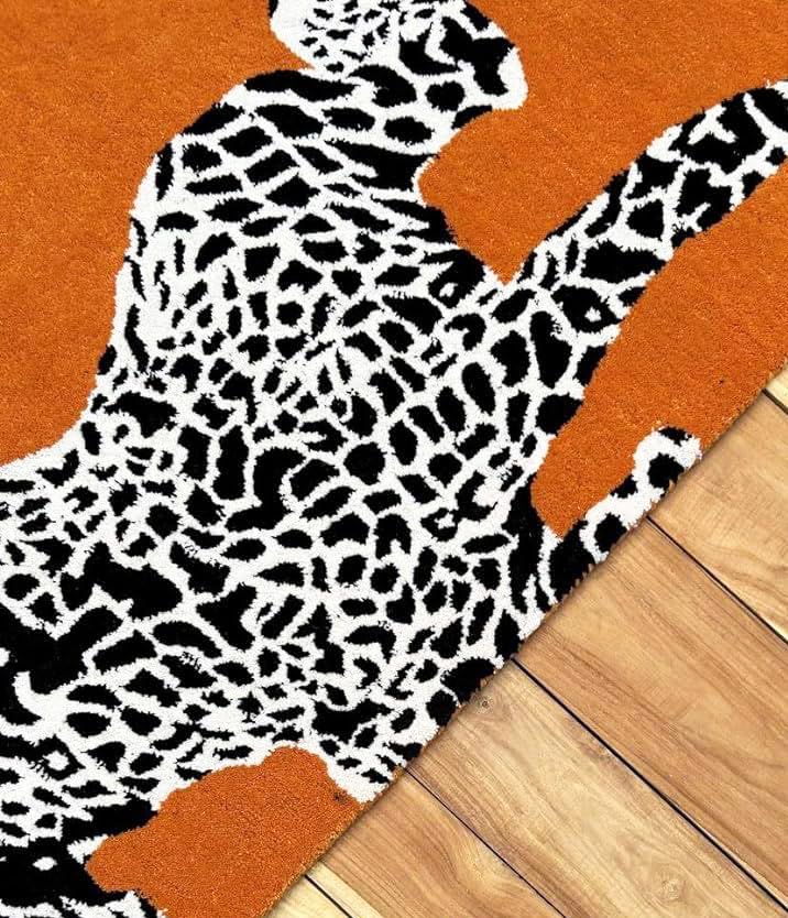 Image of Restoration and Renovation Climbing Jaguar Modern Handmade Wool Rug for Living Room, Bedroom and Dining Room (Orange, 5' x 8')