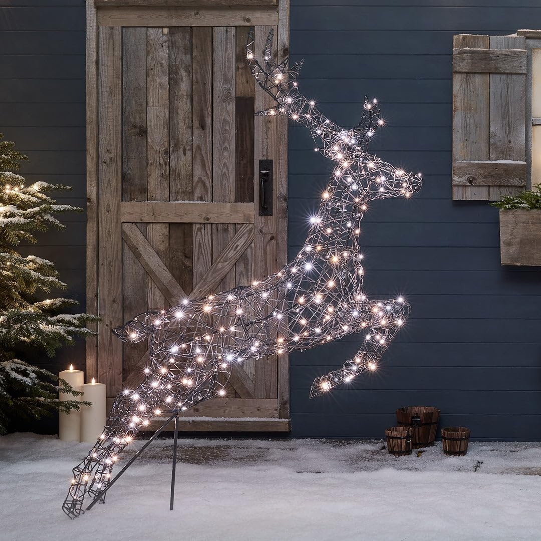 Lights4fun Springender Harlow 3-in-1 LED-Rattan Rentier Figur Hirsch | Solarbetrieben | Timer, Fernbedienung | Weihnachtsbeleuchtung für außen Weihnachtsdeko | Höhe 146 cm