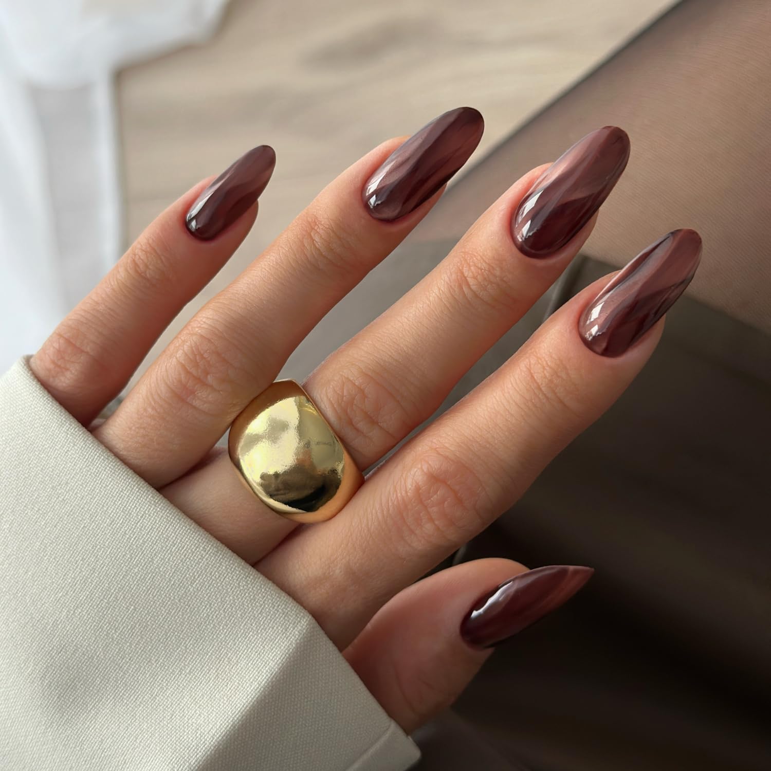 Semilac Lakier do paznokci UV 965 Chocolate Gloss 7 ml – głęboki brąz z ciepłym magnetycznym efektem Cat-Eye Gloss, kolekcja Inner Glow