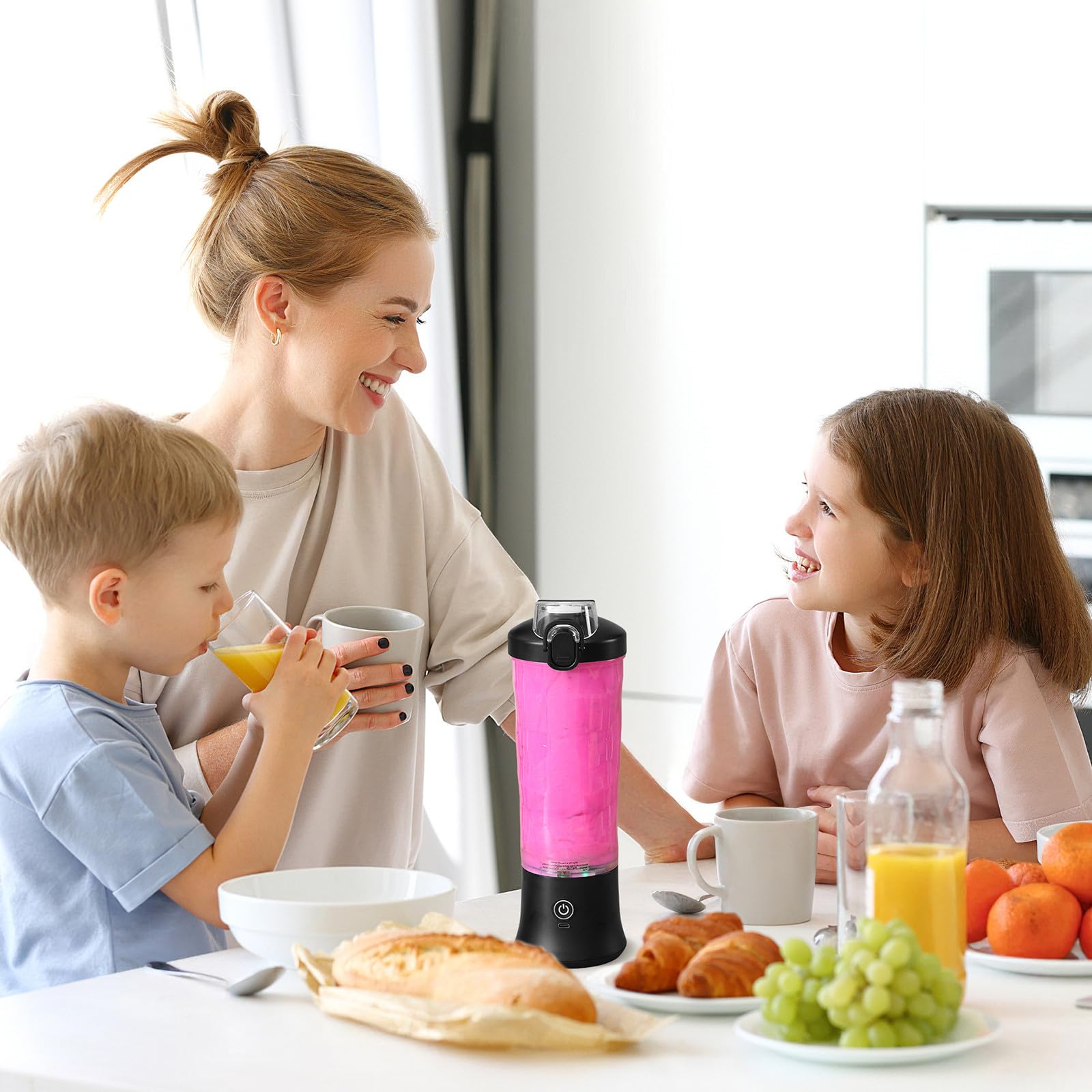Frullatore Portatile per Smoothie 600ml Nero in PC 150w