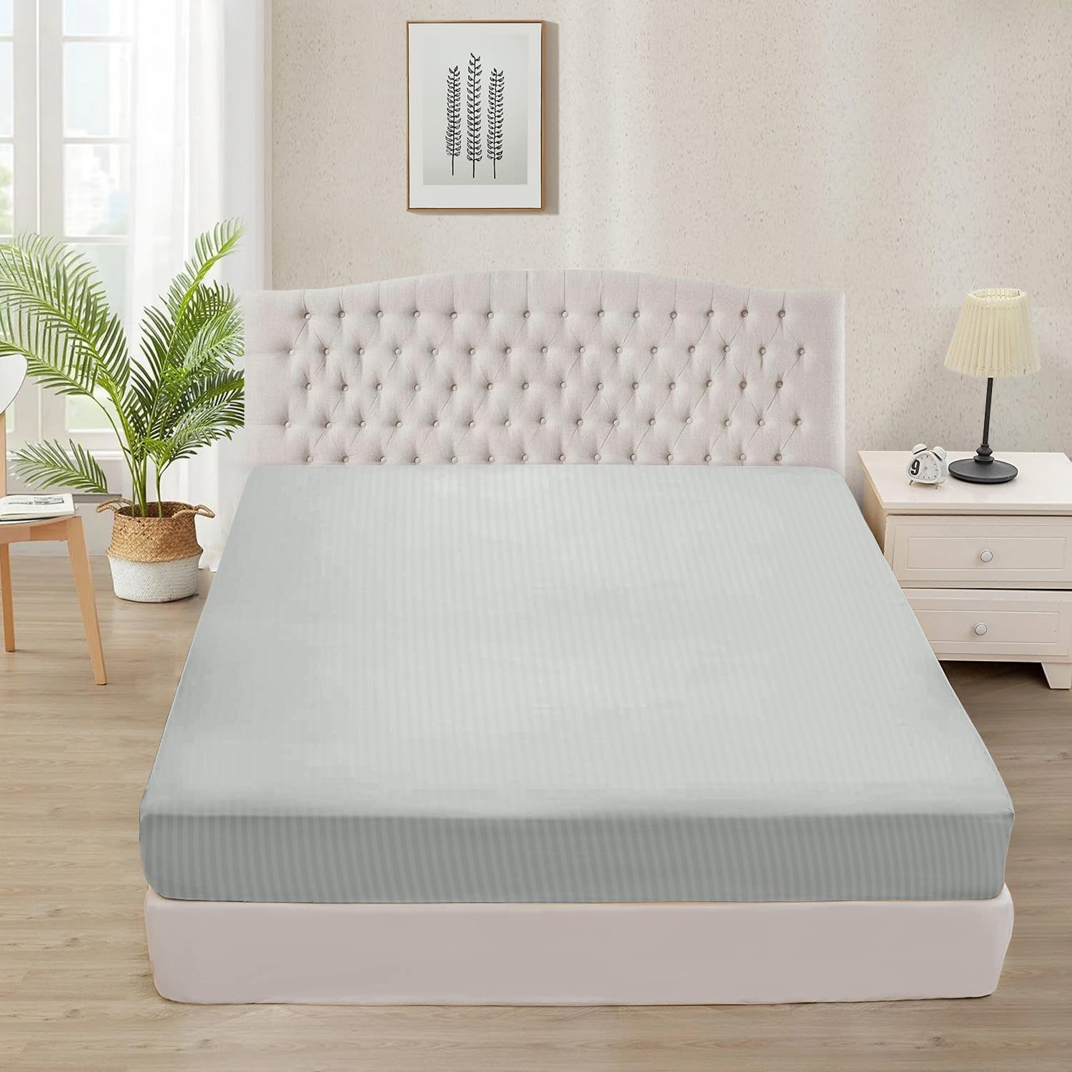 400-Thread Count Egyptian Cotton Fitted Sheet (Single Piece), California Queen (60" x 84") Size Fitted Sheet, Cal-Queen Size Size Fits 16-18" Deep Mattress, Silver Grey Stripe
